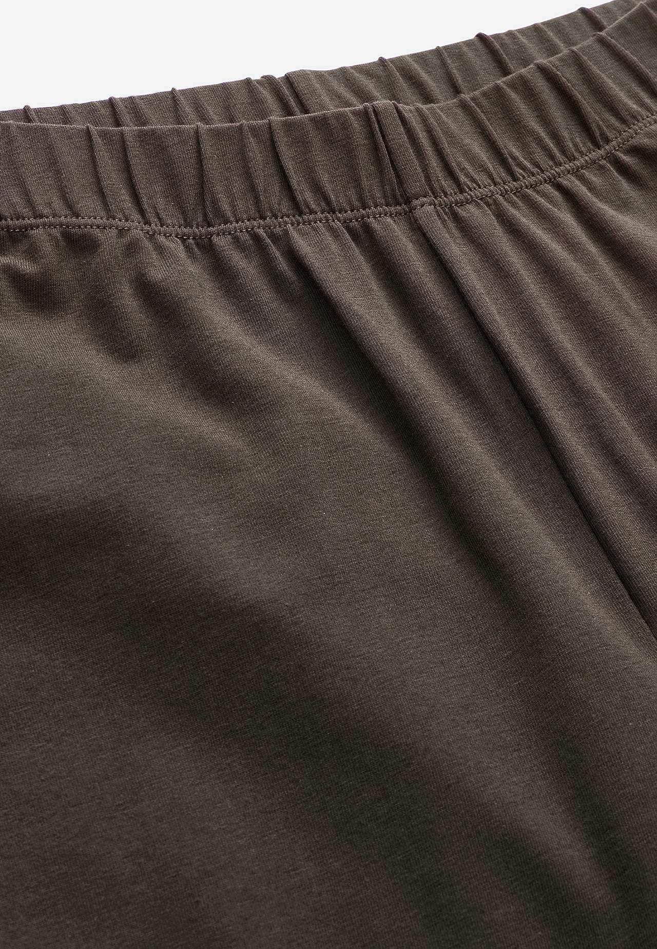 Levenevät leggingsit
