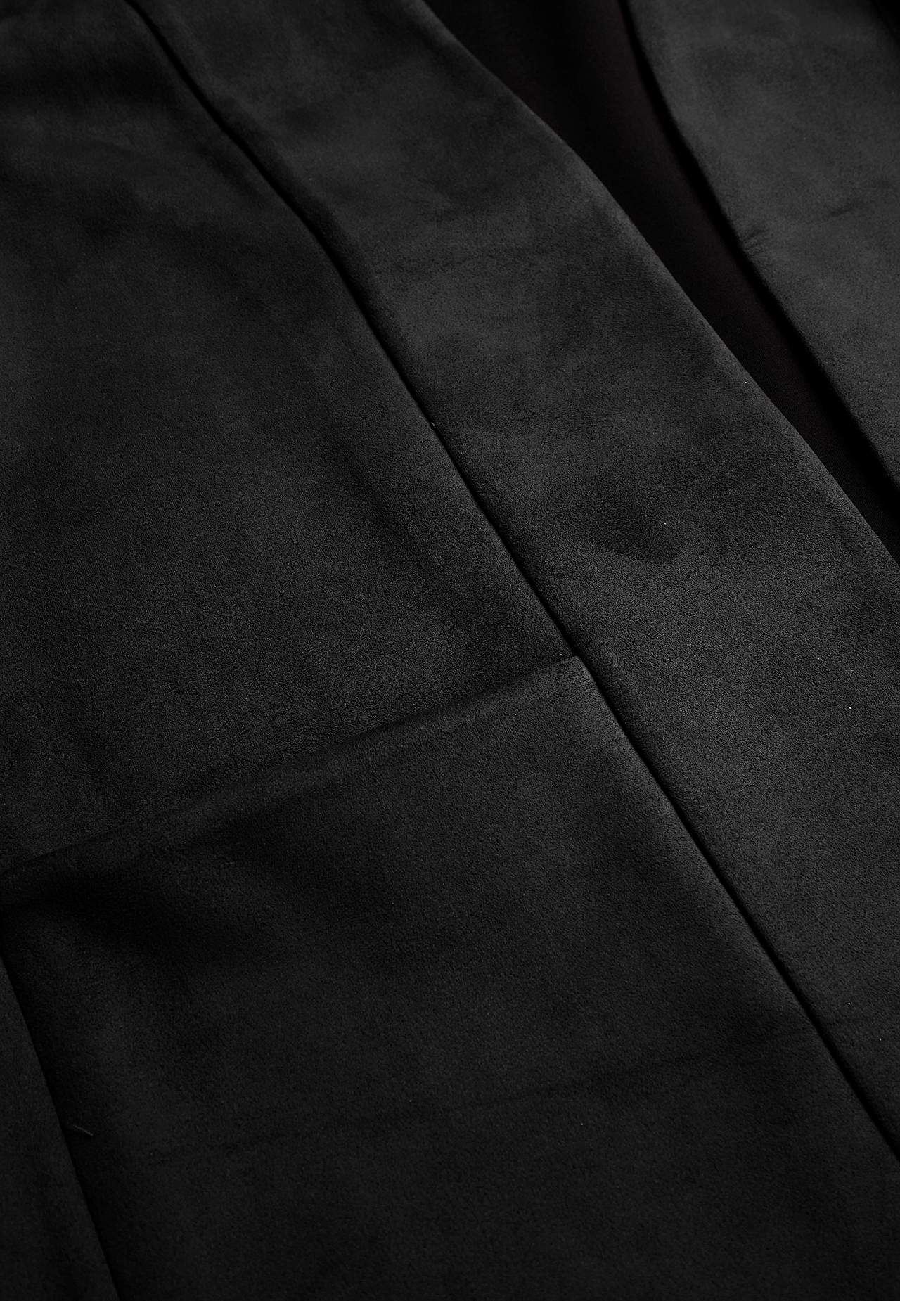 Trikootakki mokka-lookilla