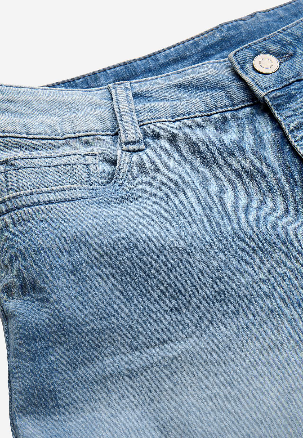 Farkkushortsit mukavalla joustolla