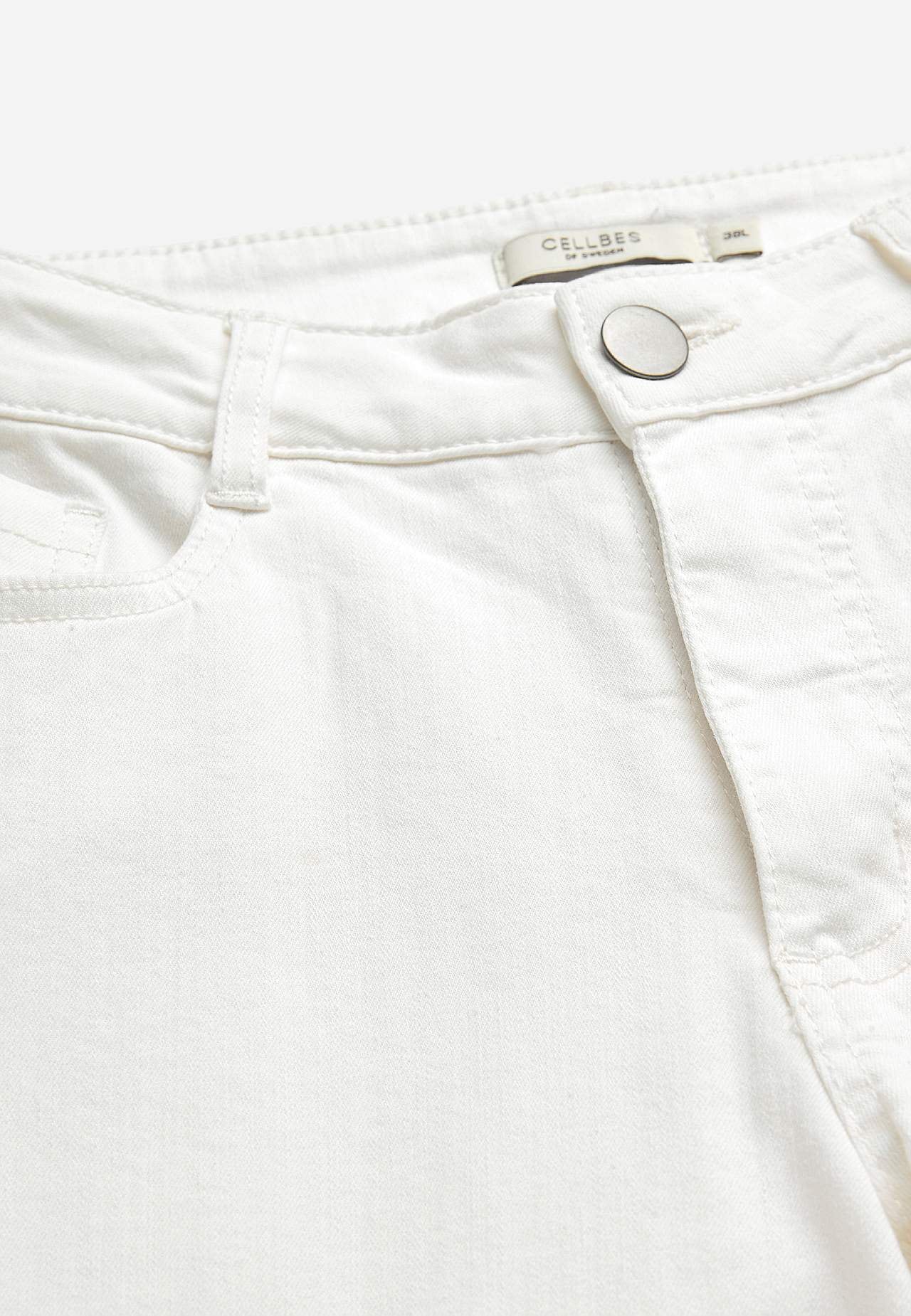 Leveät, pitkät farkut korkealla vyötäröllä Renata