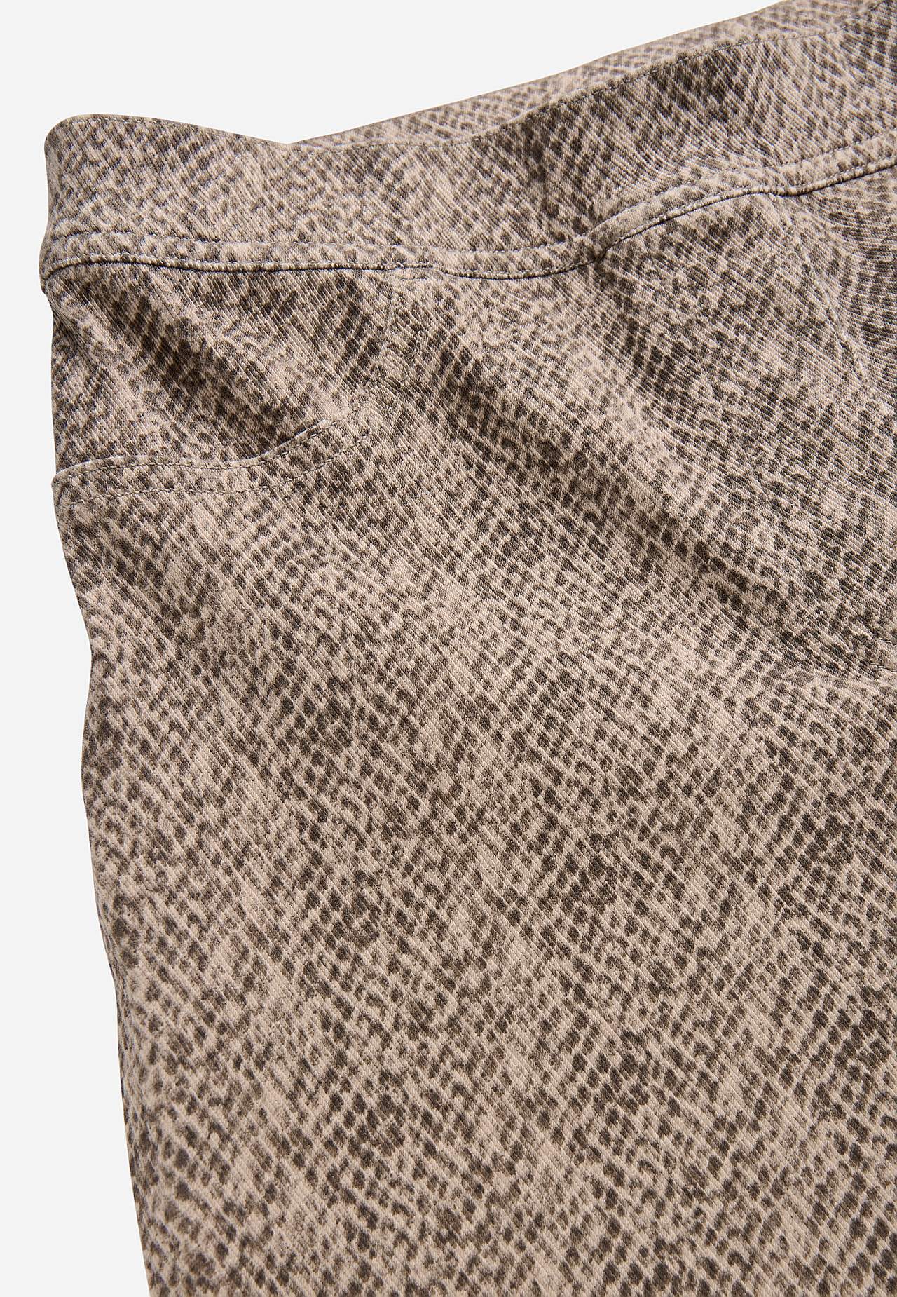 Joustavat leggingsit
