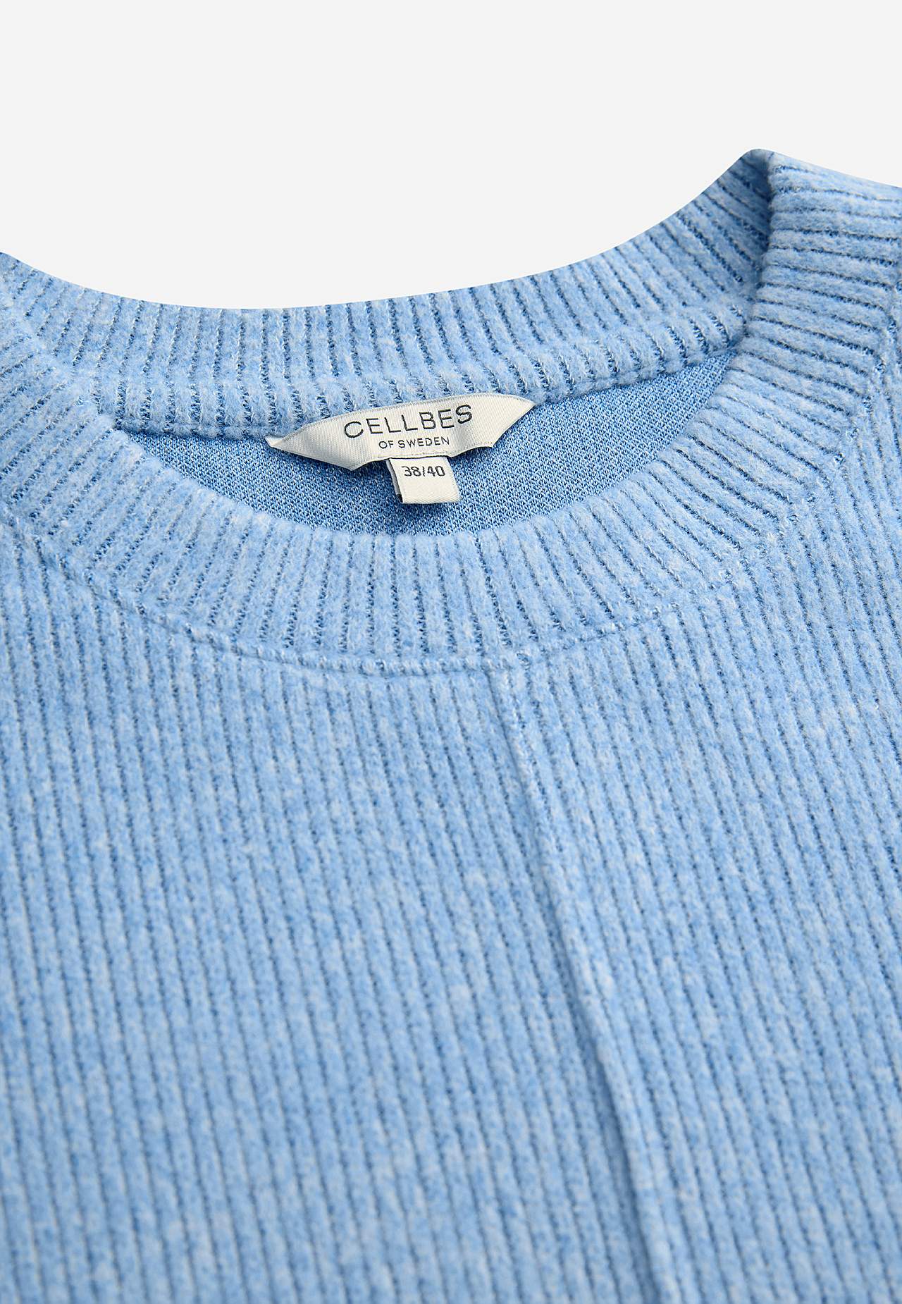 Hyvin pehmeä pusero koristeellisella keskisaumalla Beata