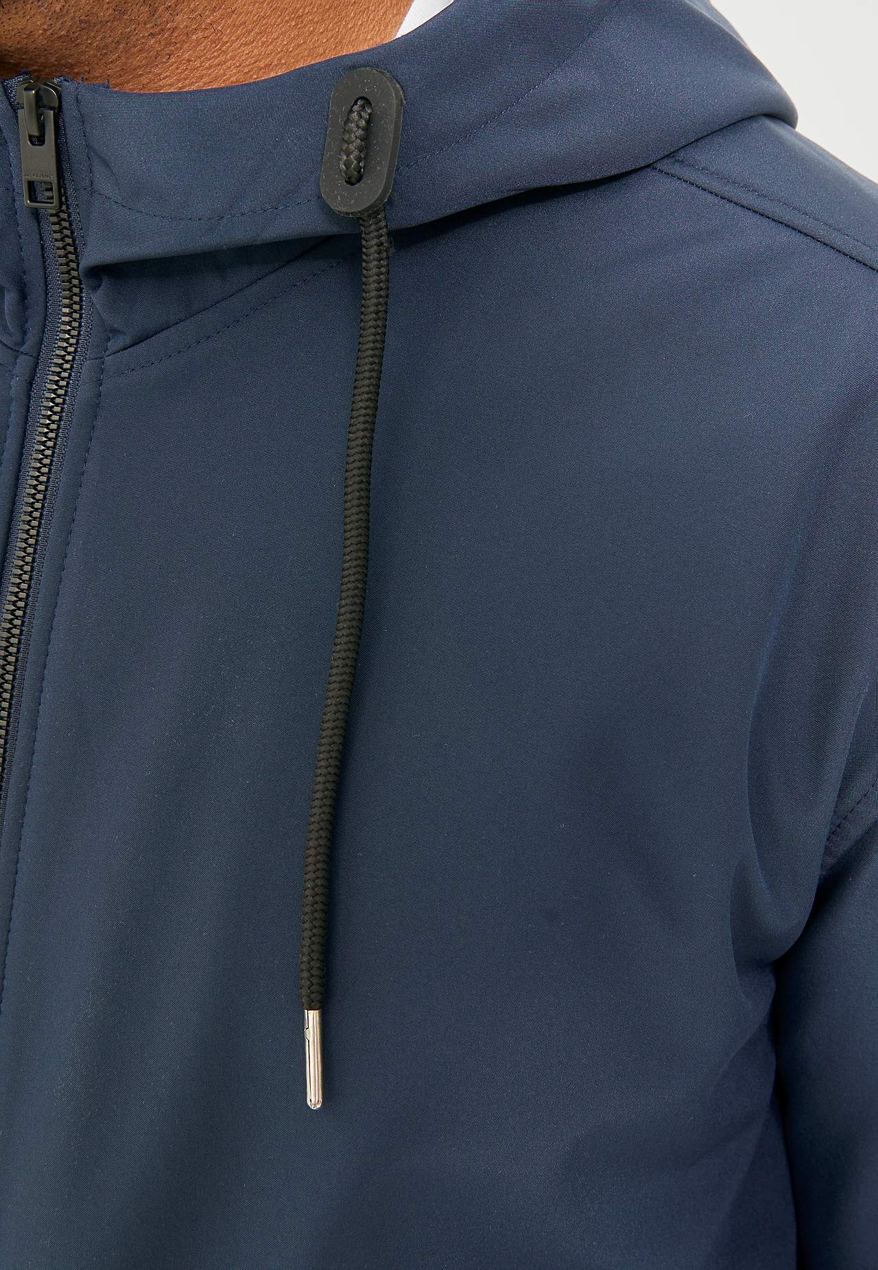 Vettähylkivä softshell-takki hupulla