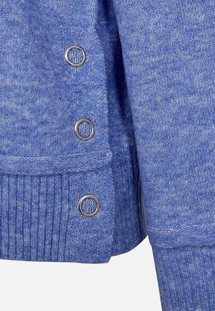 Neulottu pusero kauluksella