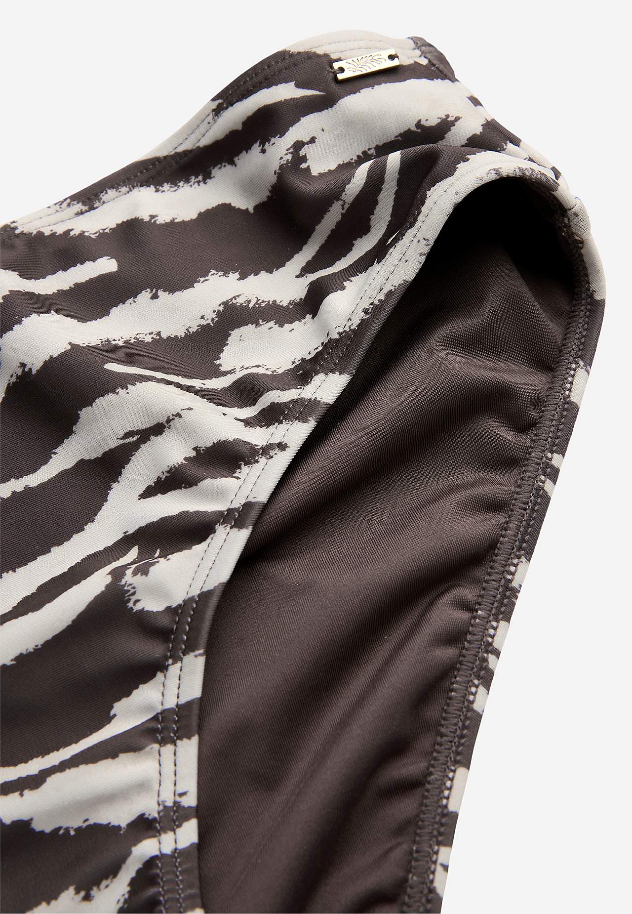 Bikinin alaosa normaalilla vyötäröllä Rhodos