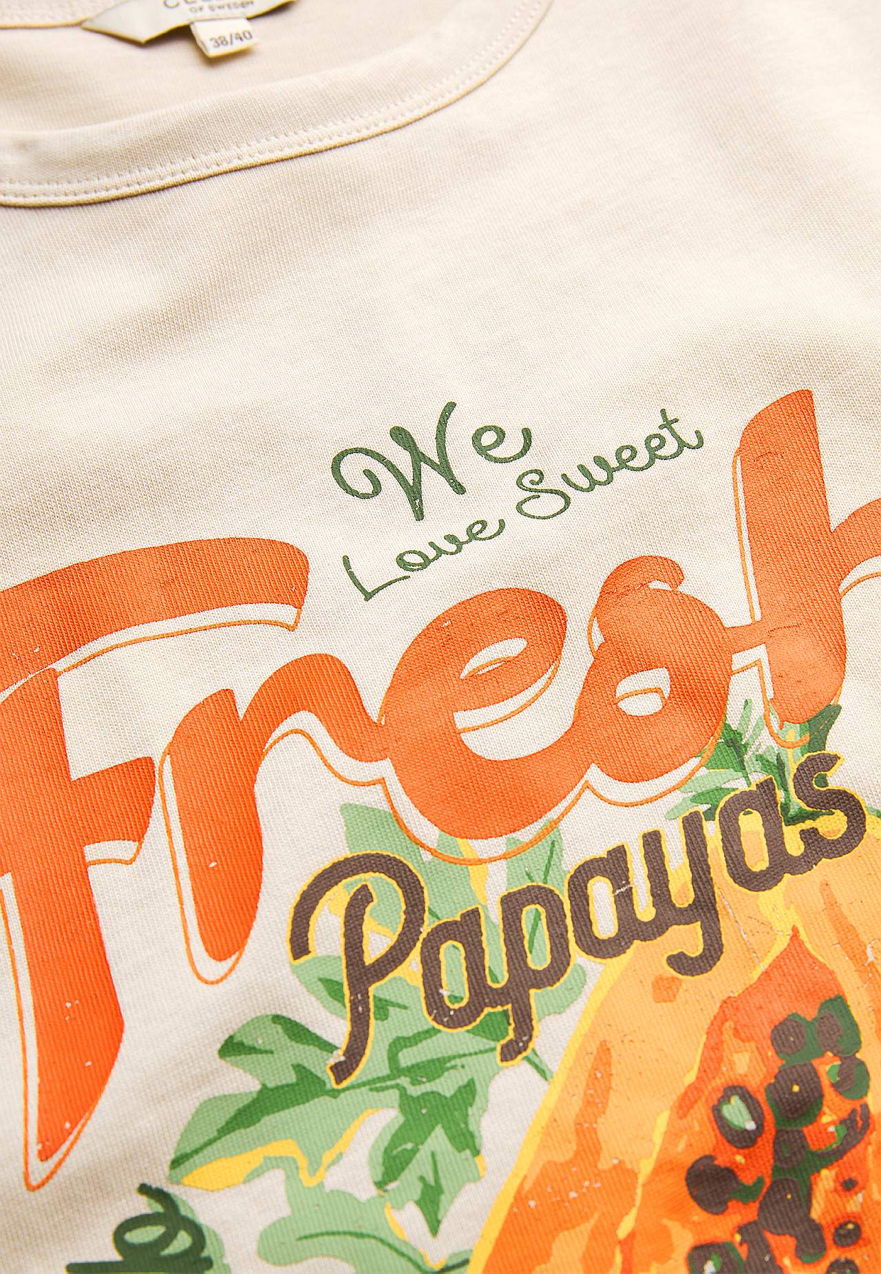 T-paita luomupuuvillasta printillä