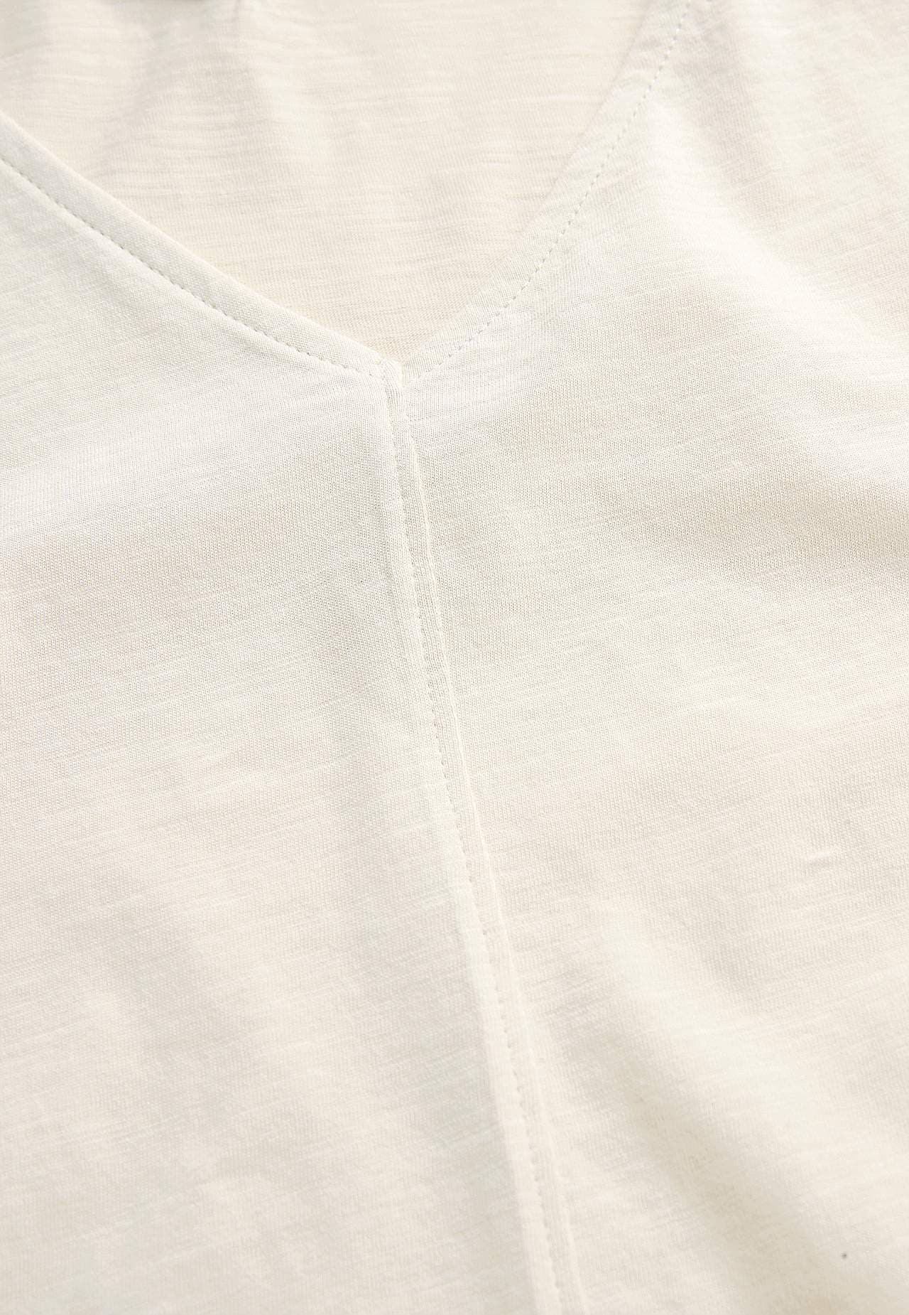 Hihaton trikootoppi v-pääntiellä