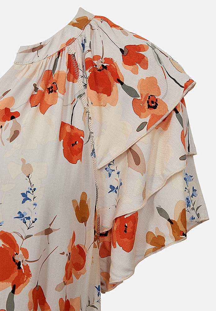 Kudottu mekko viskoosista taskuilla