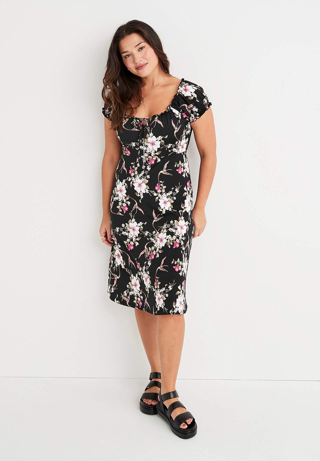 Kuviollinen off shoulder -mekko