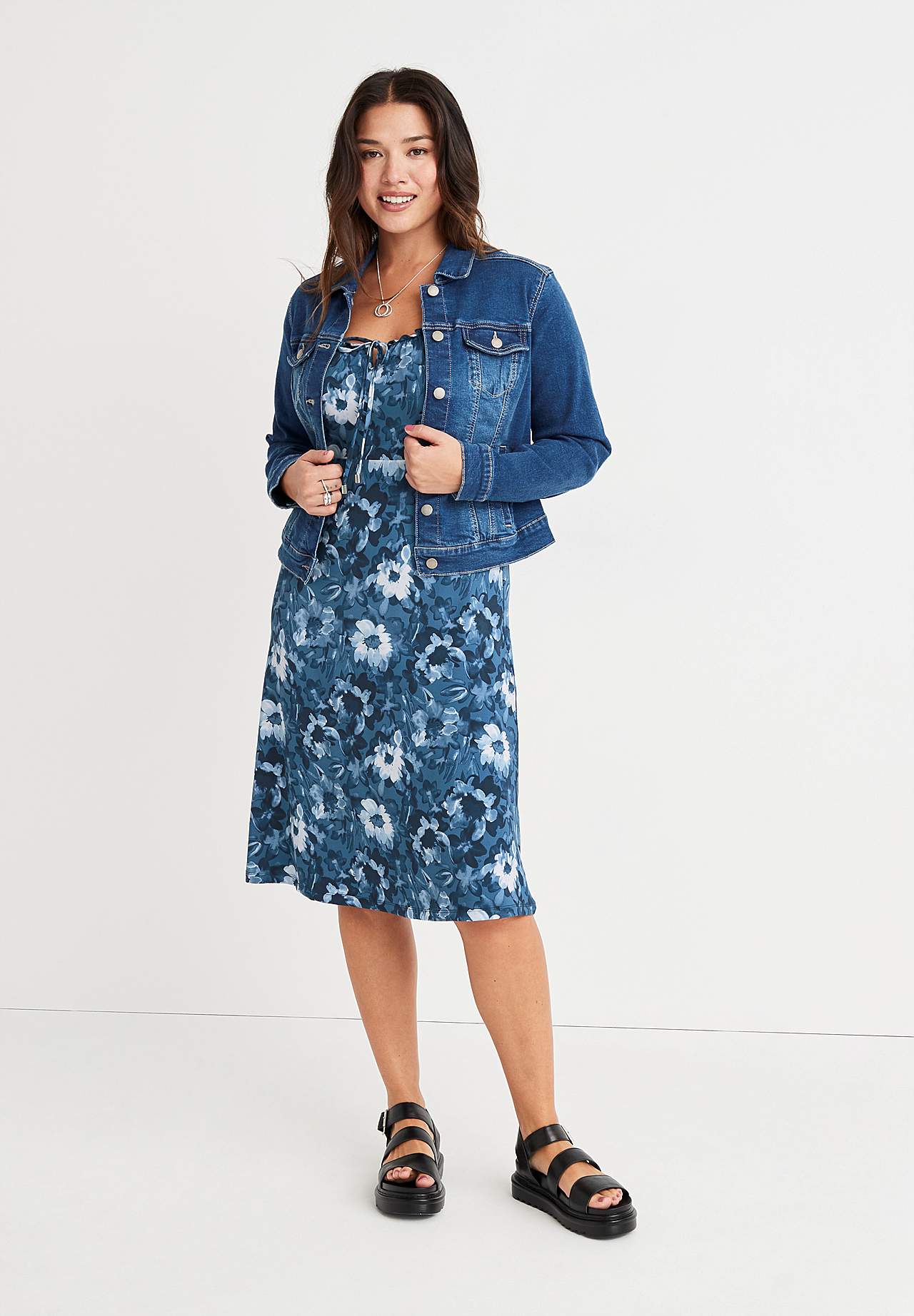 Kuviollinen off shoulder -mekko