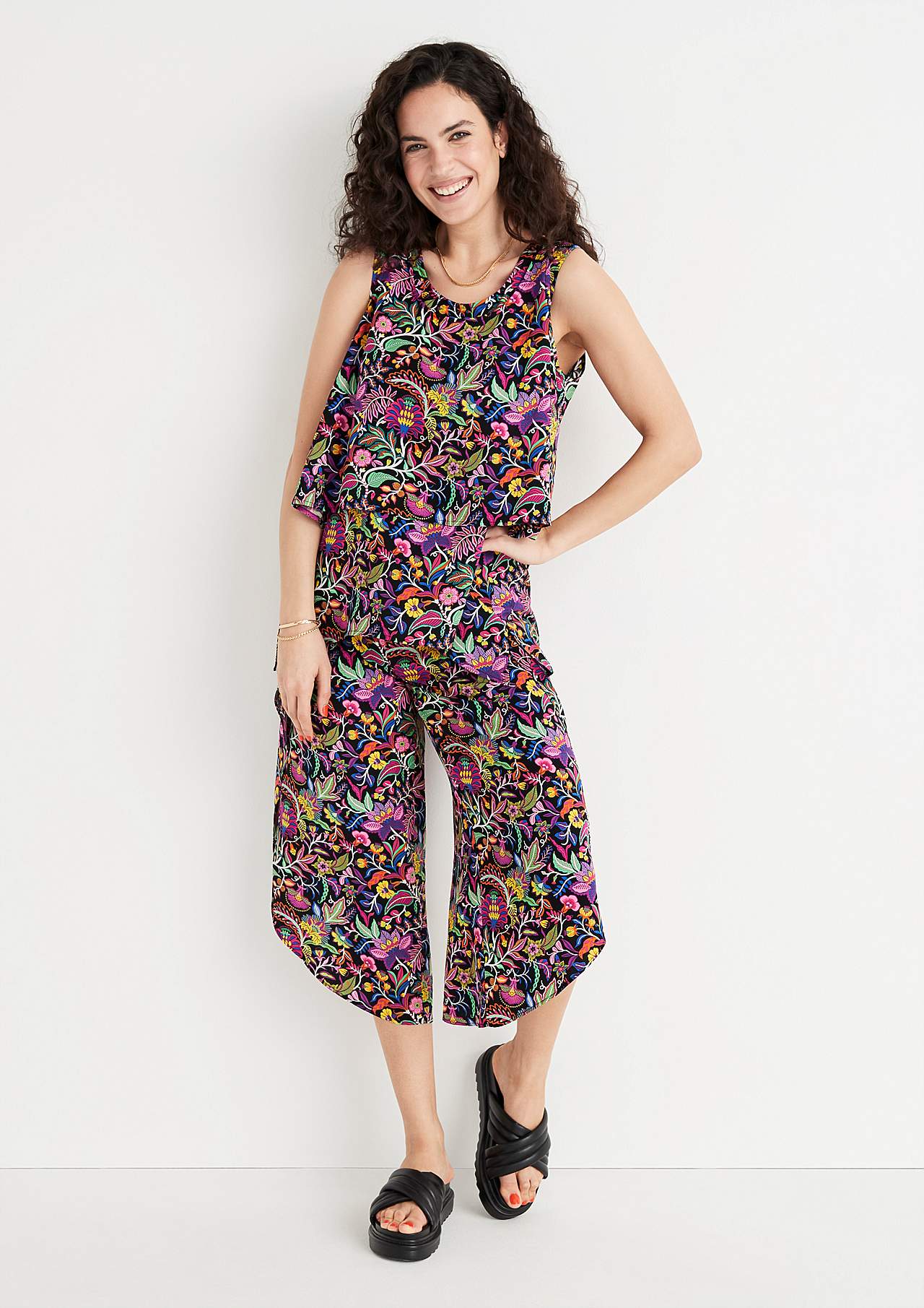 Kuviollinen, 2-in-1 pusero