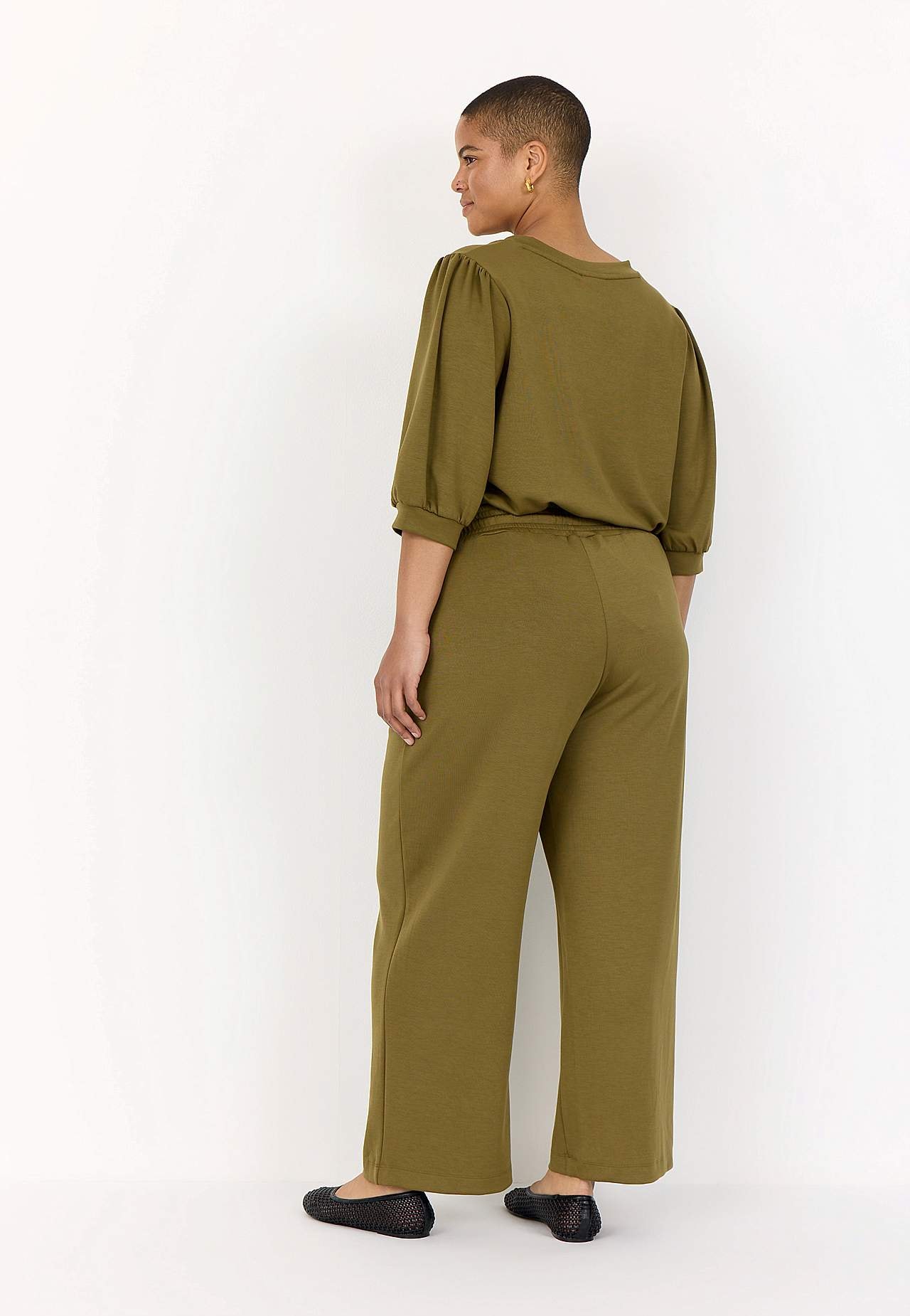 Hyvin pehmeät trikoohousut