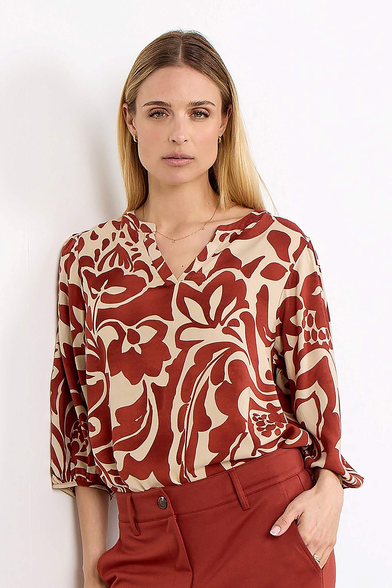 Kuvioitu viskoosipaita