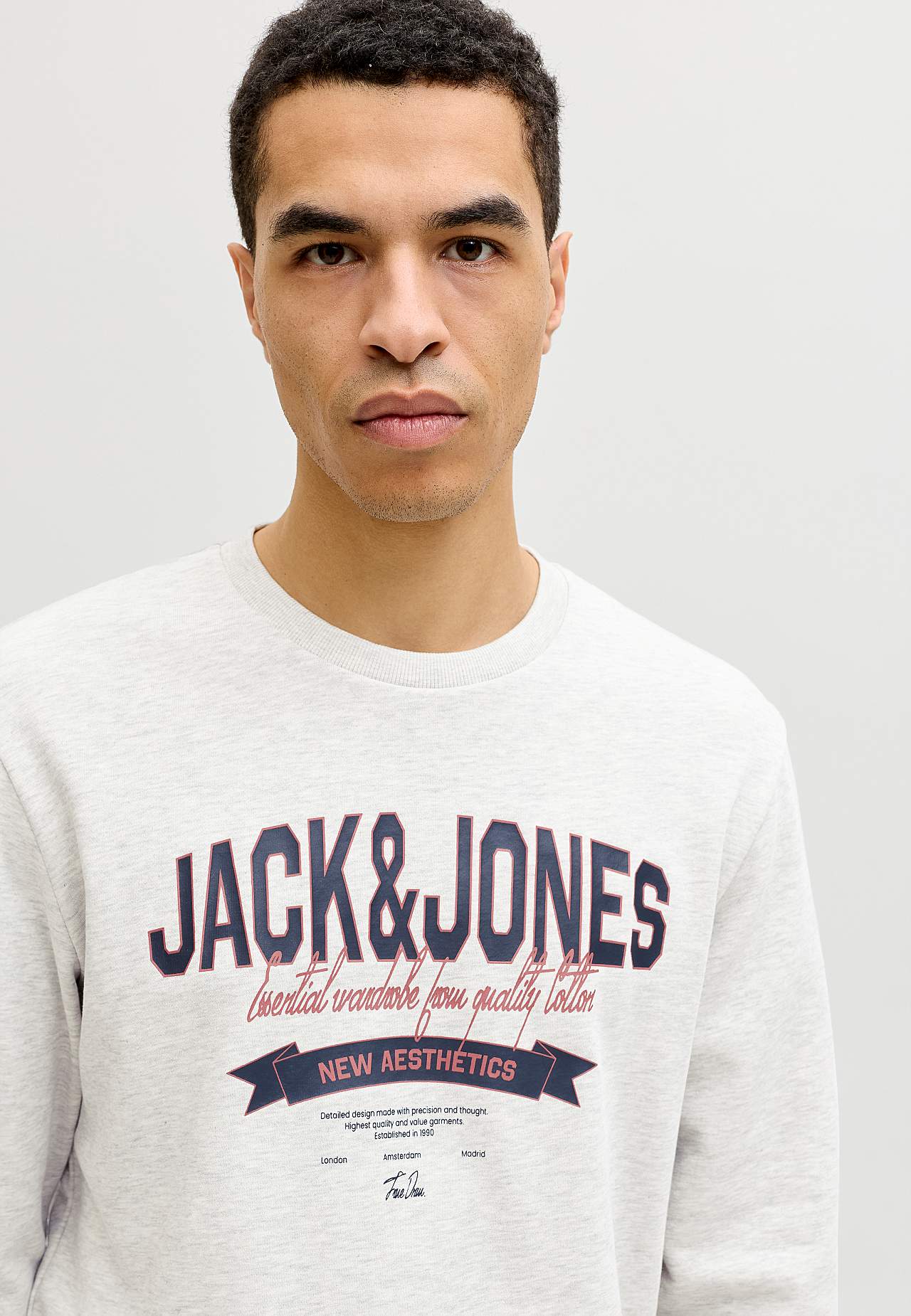 Collegepaita printillä