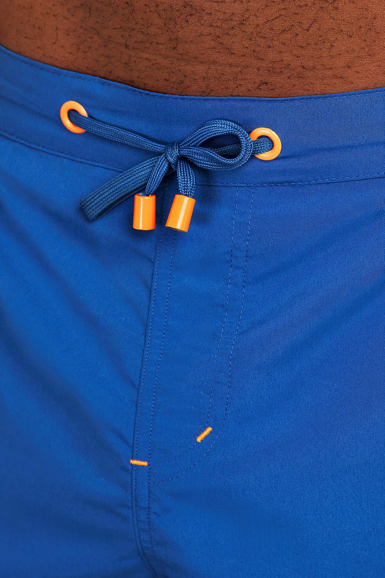 Sporttiset uimashortsit