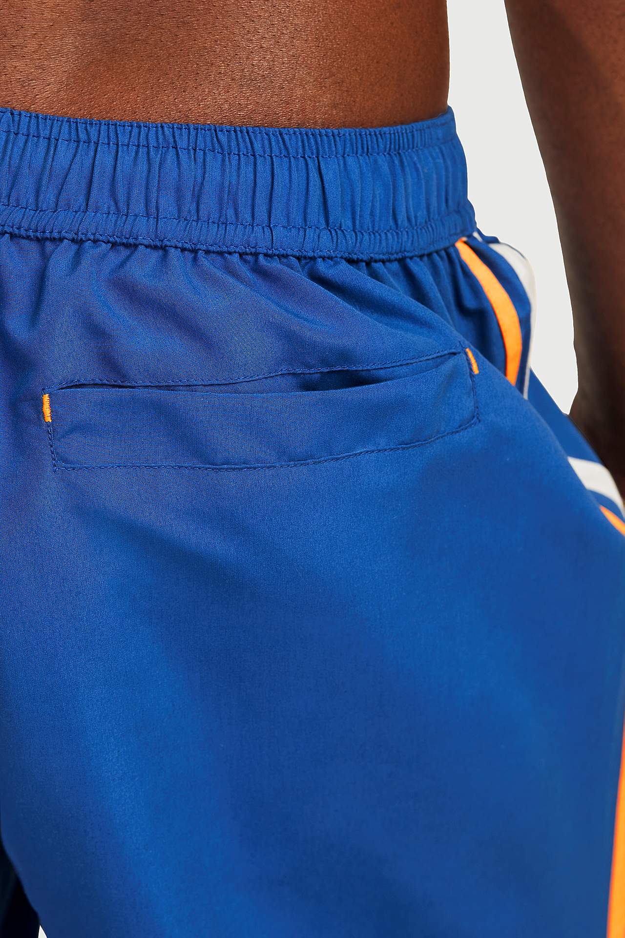Sporttiset uimashortsit