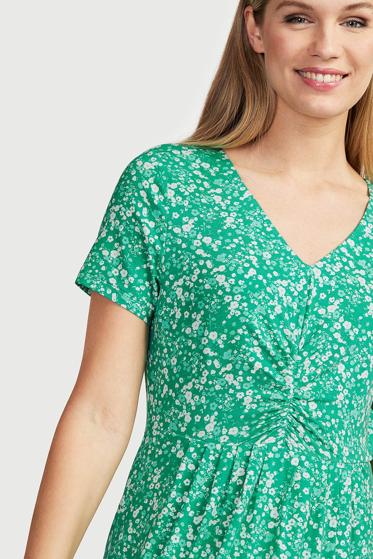 Kuviollinen, lyhythihainen trikoomekko Jenna