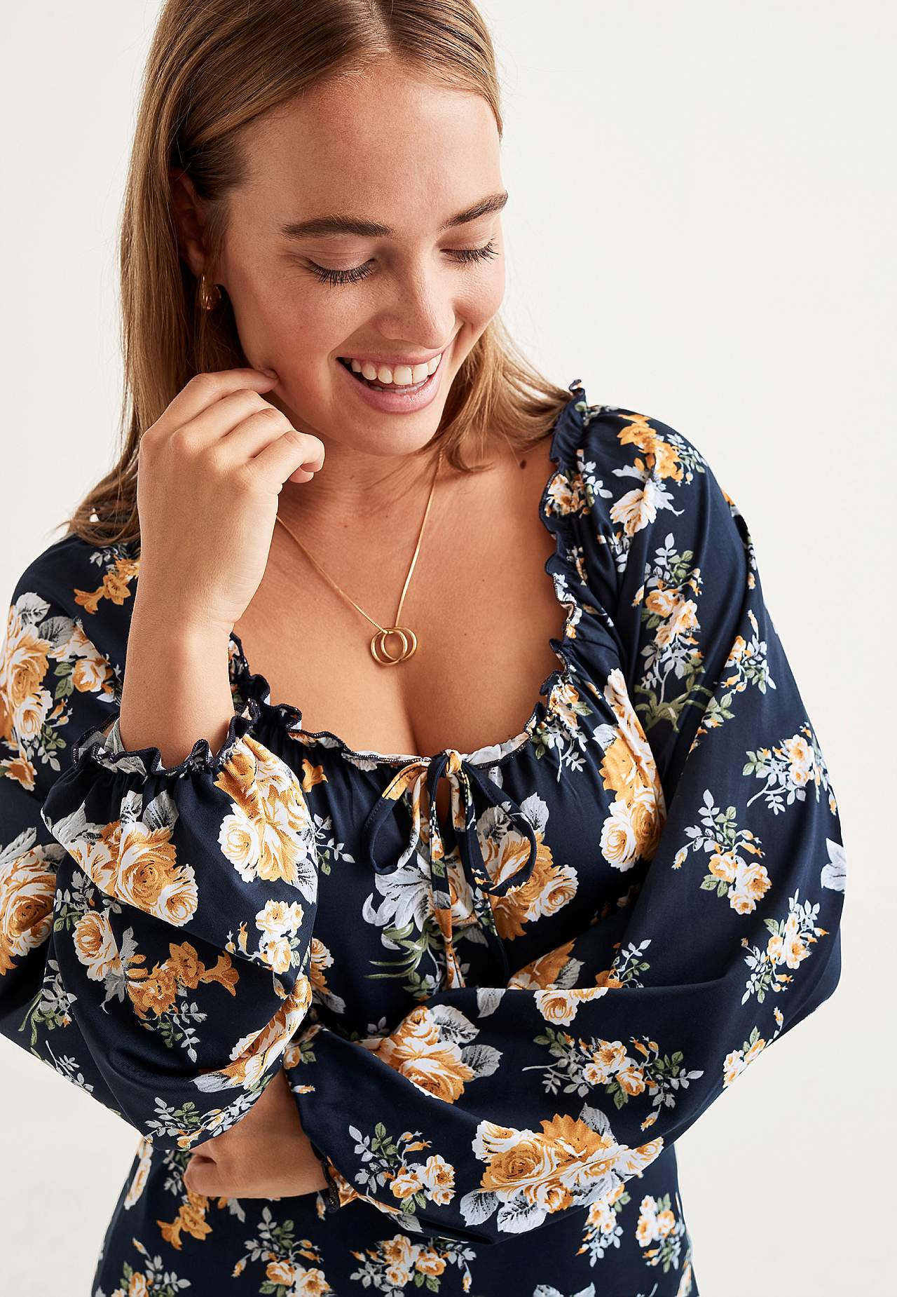 Kuviollinen maximekko Monica