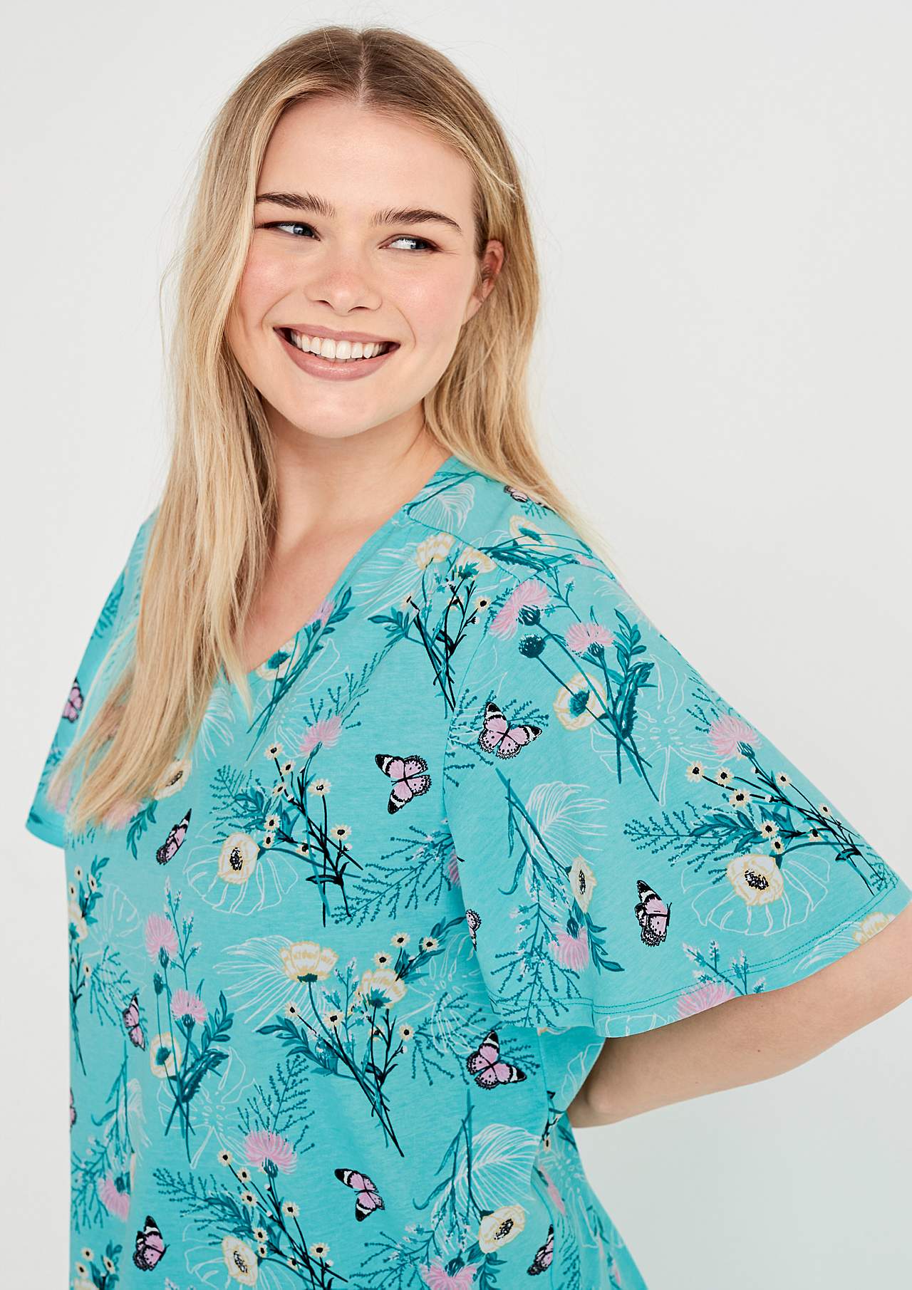 Lyhythihainen yömekko Anne
