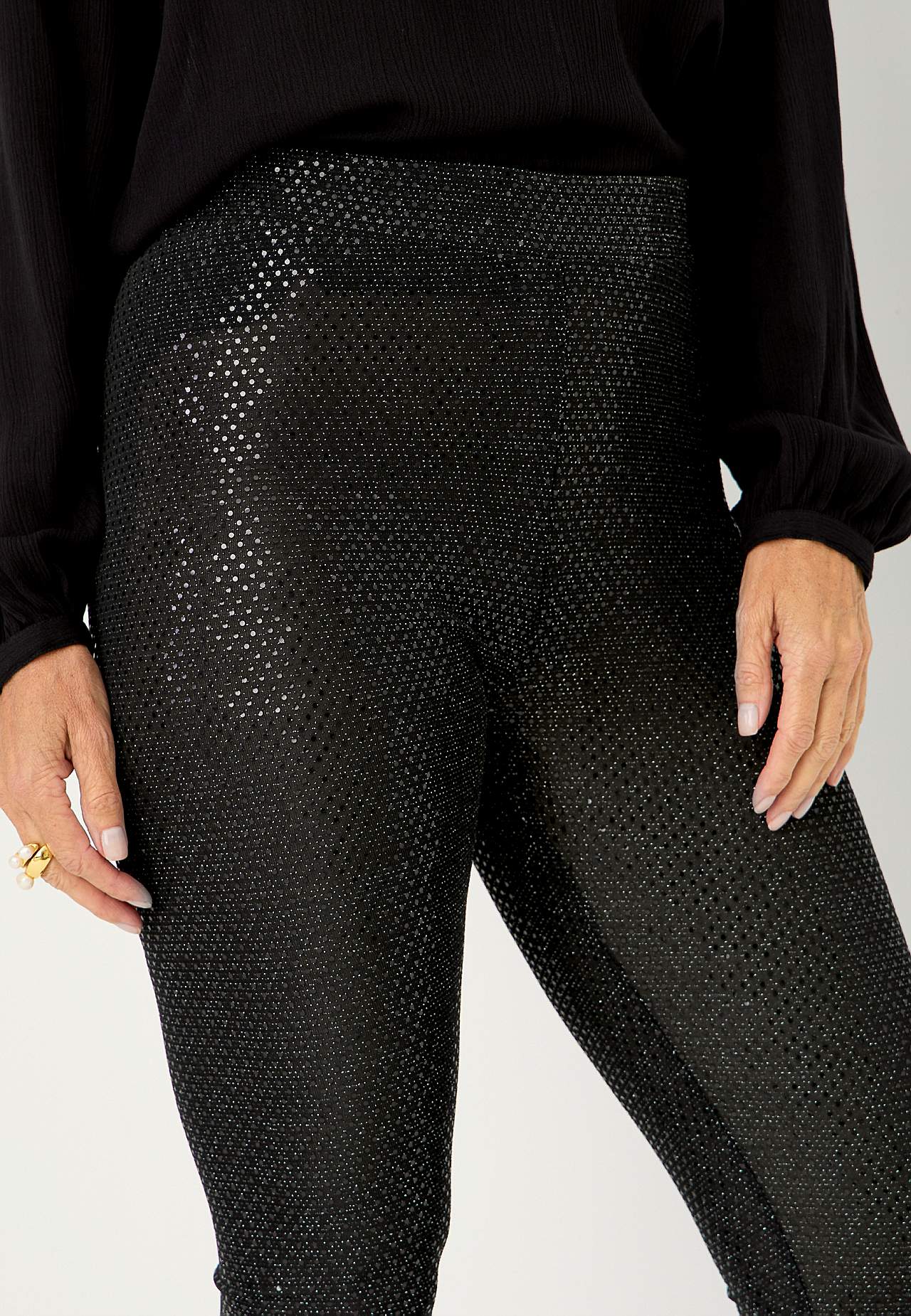 Leggingsit paljeteilla