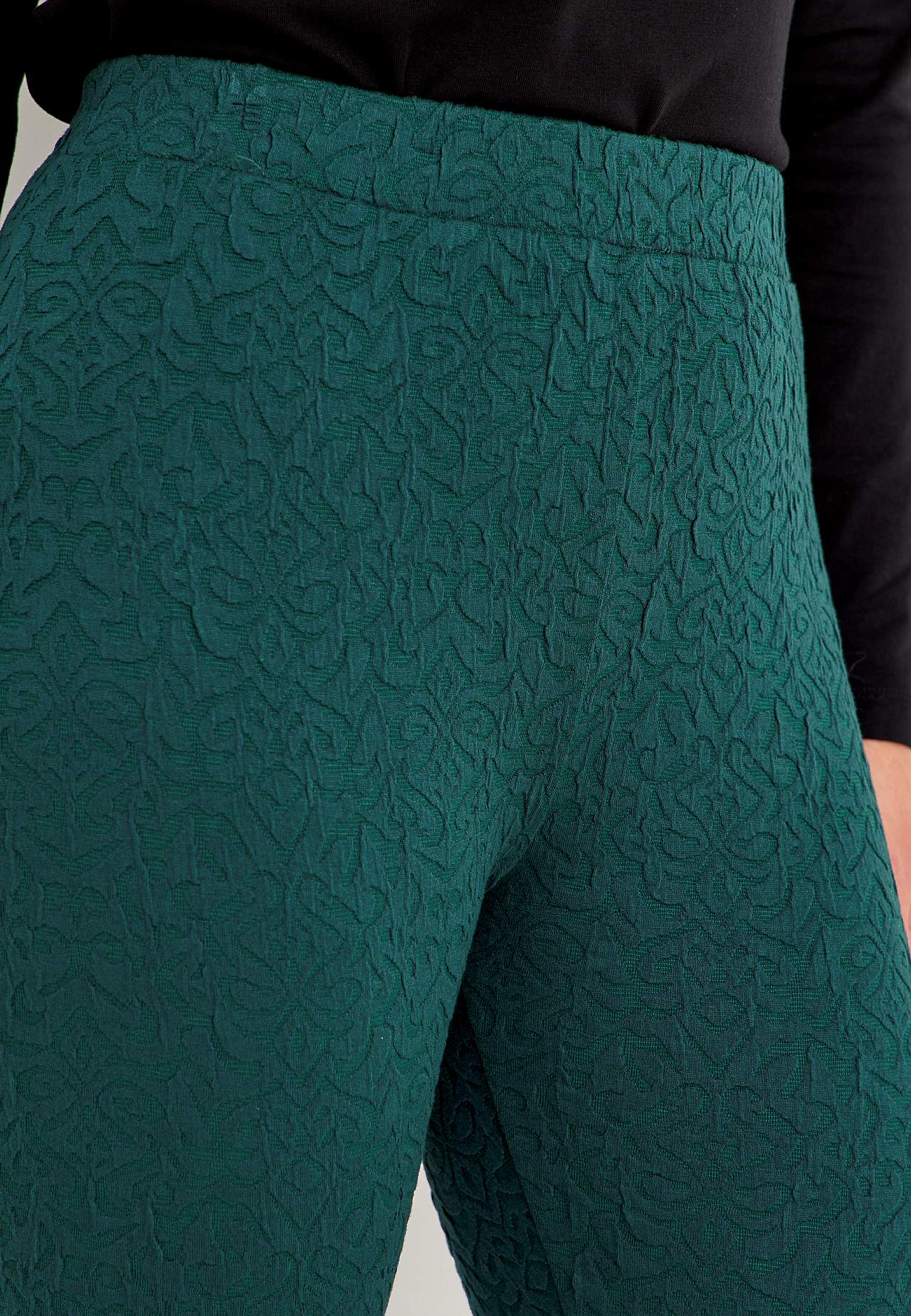 Leggingsit rakennekuviolla