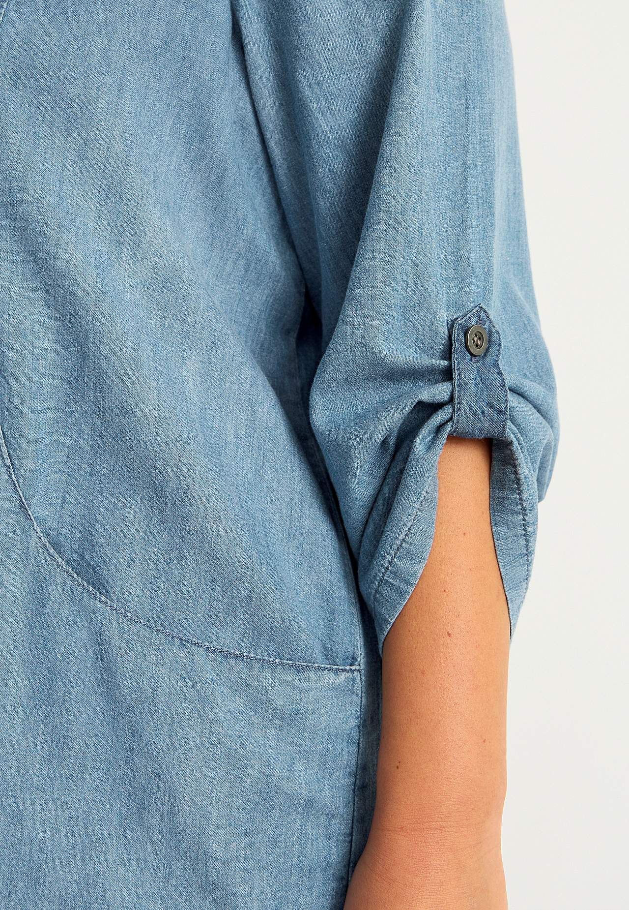 Denimtunika taskuilla