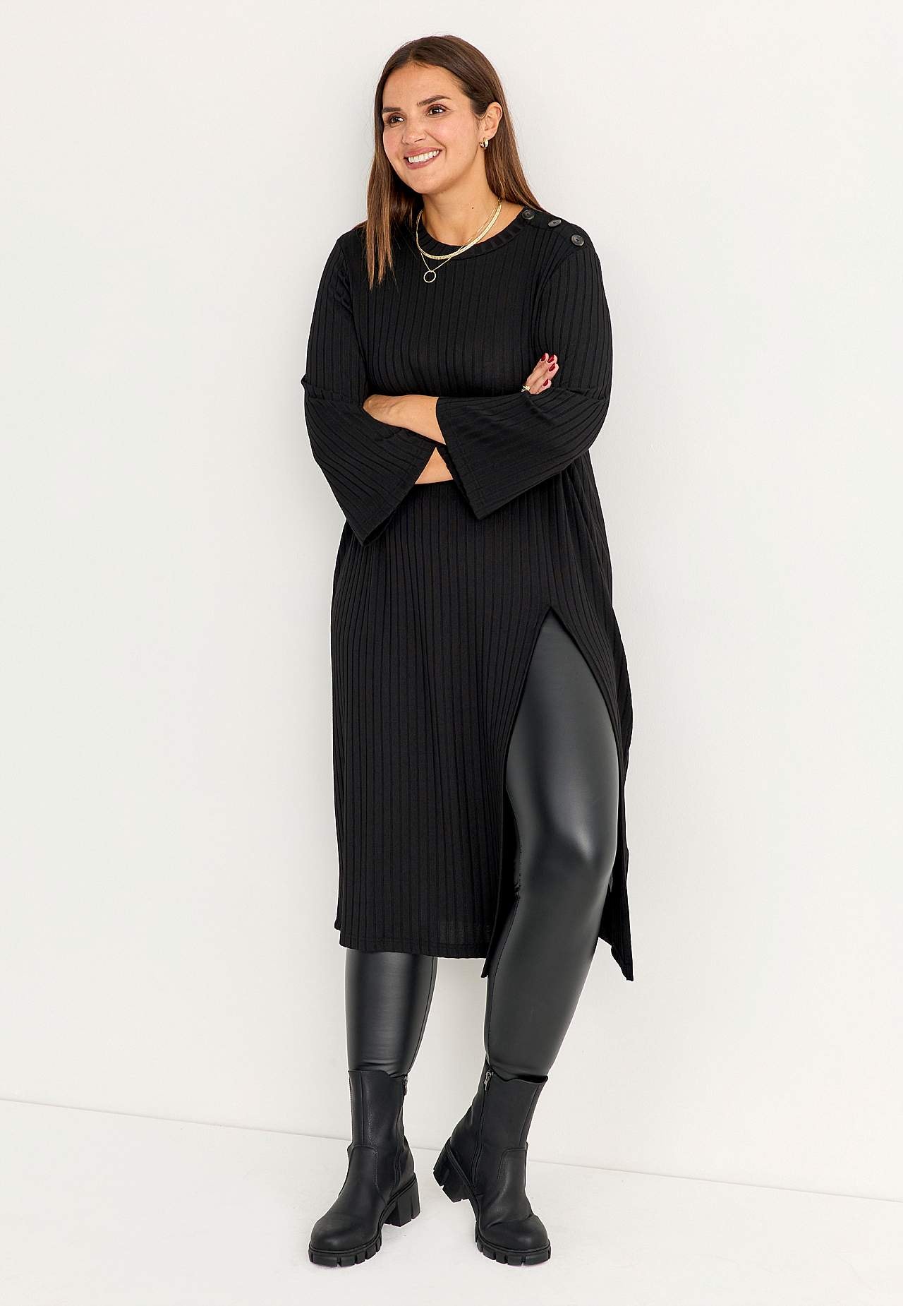 Joustinneulottu mekkotunika