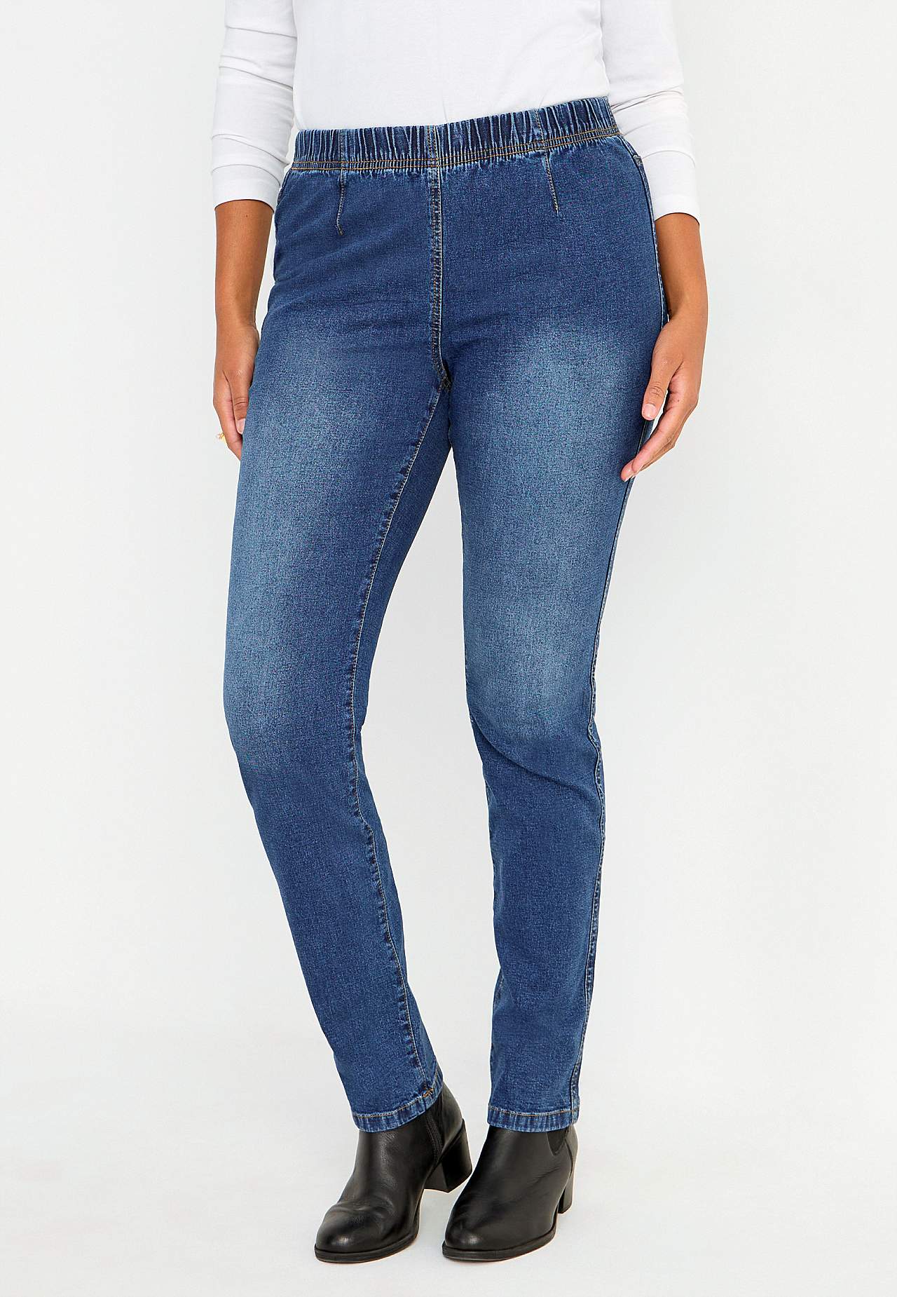 Jeggingsit skinny-lahkeella
