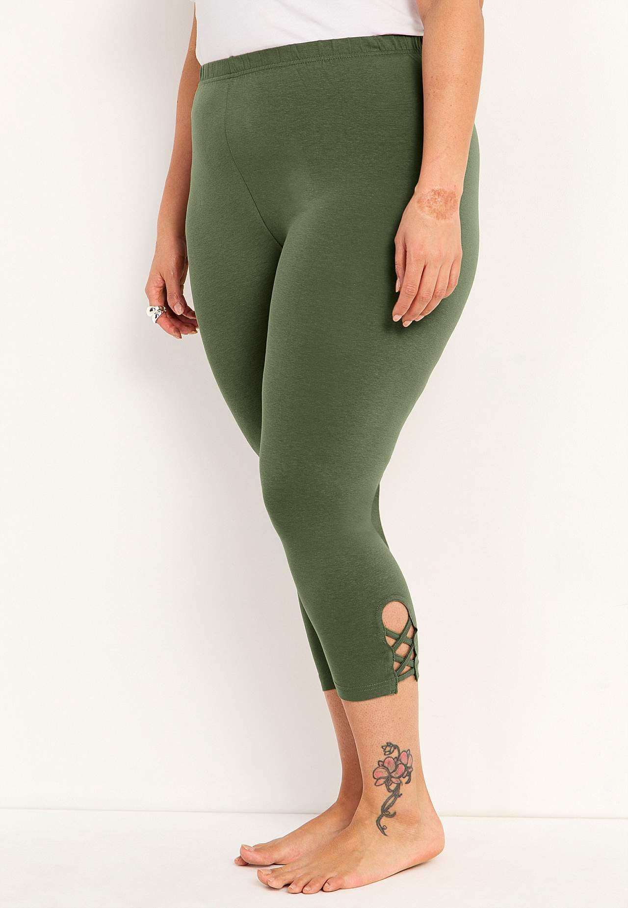 Caprileggingsit kivoilla yksityiskohdilla 2 kpl/pakkaus