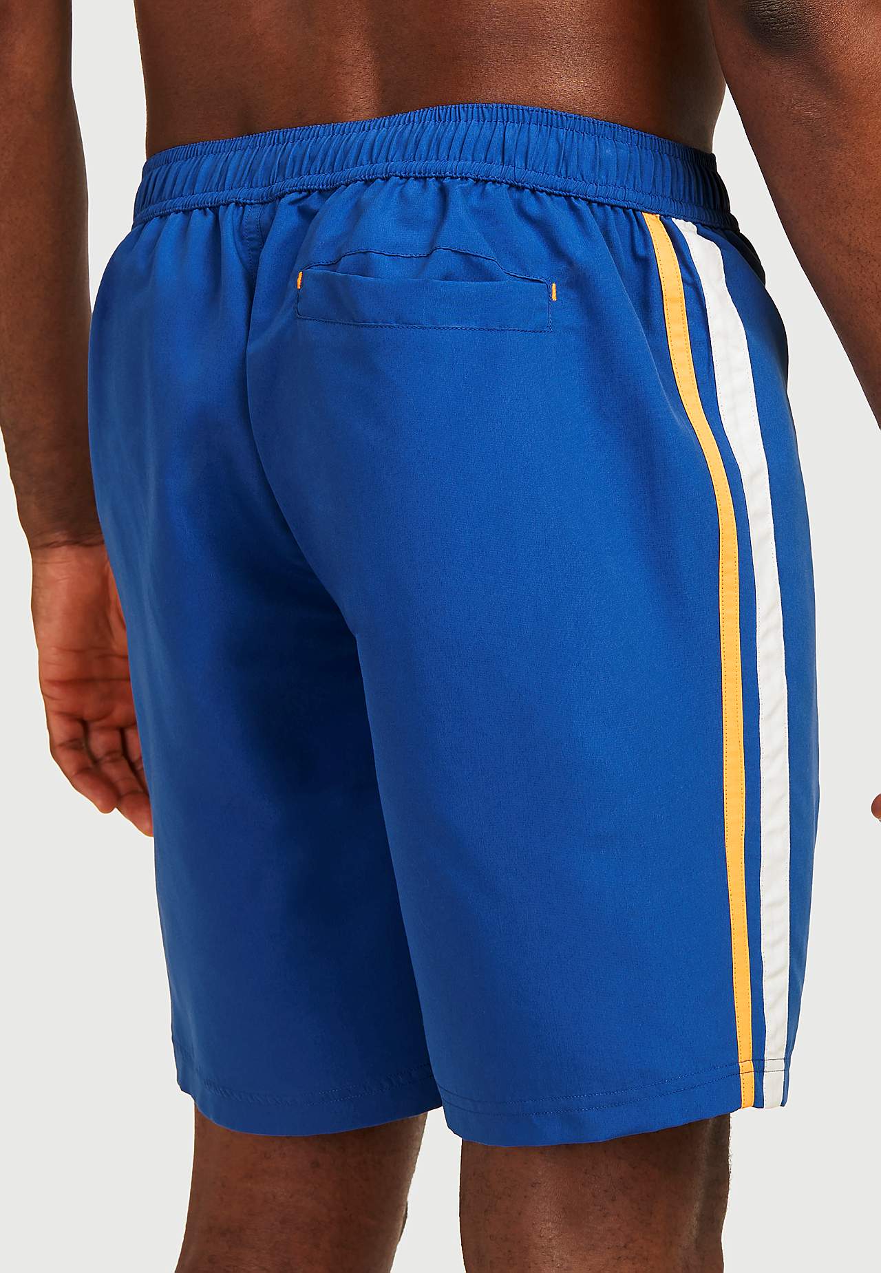 Sporttiset uimashortsit