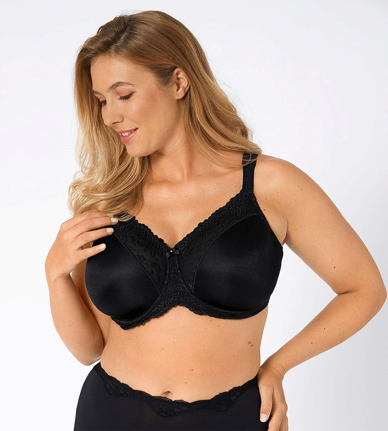 Ladyform Soft minimizer-rintaliivi Triumph-tuotemerkiltä Ladyform Soft
