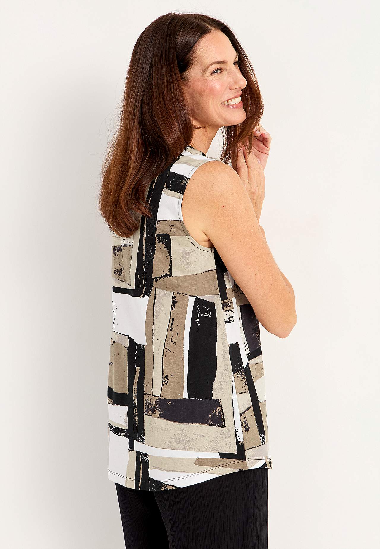 Hihaton trikootoppi v-pääntiellä