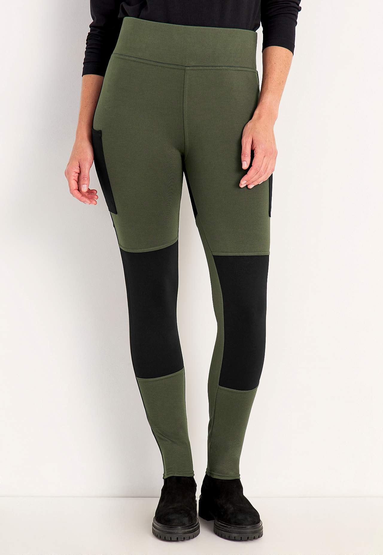 Leggingsit sivutaskuilla