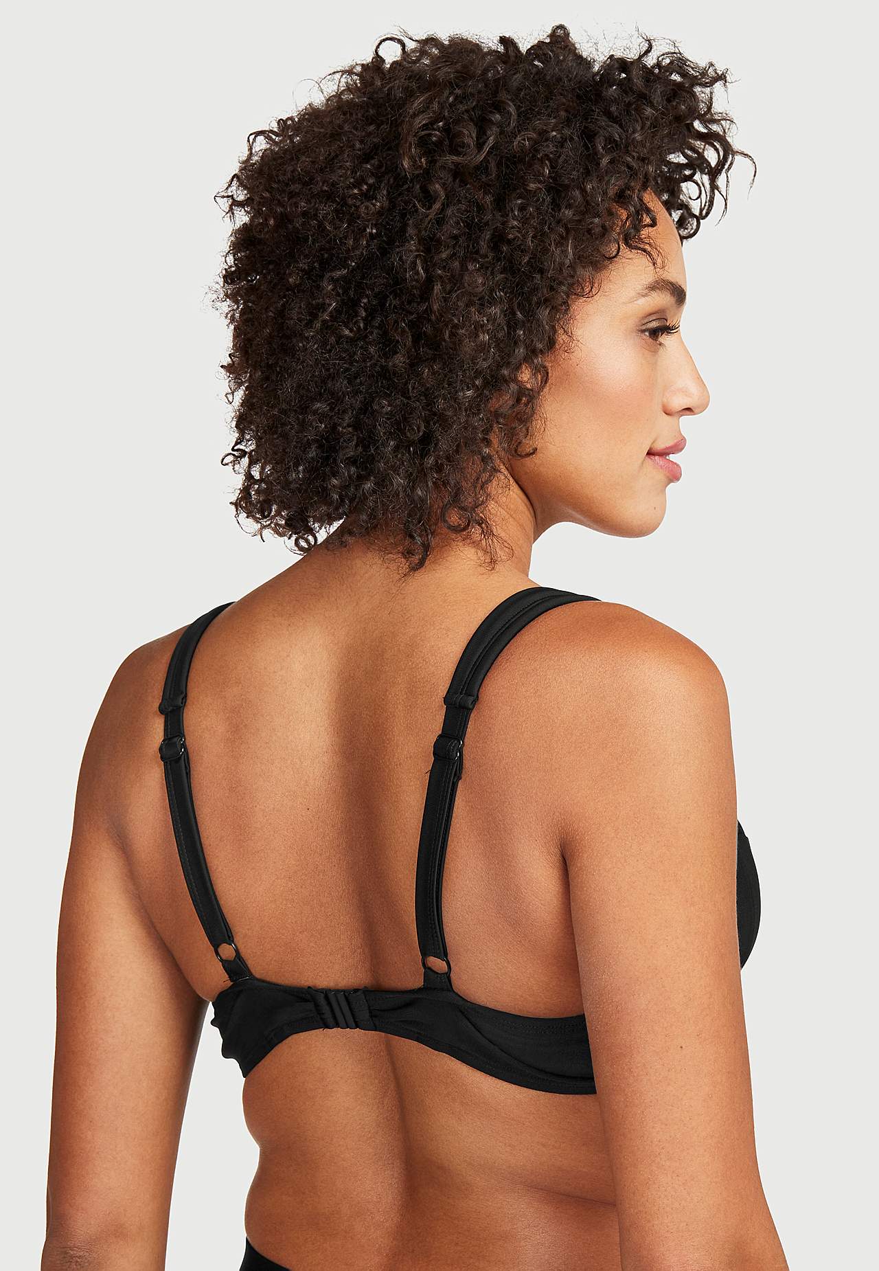 Toppaamattomat bikinirintaliivit Umeå