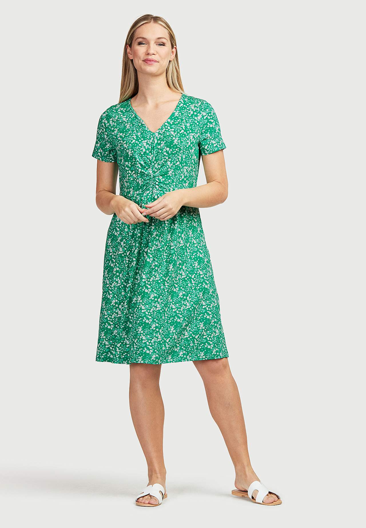 Kuviollinen, lyhythihainen trikoomekko Jenna