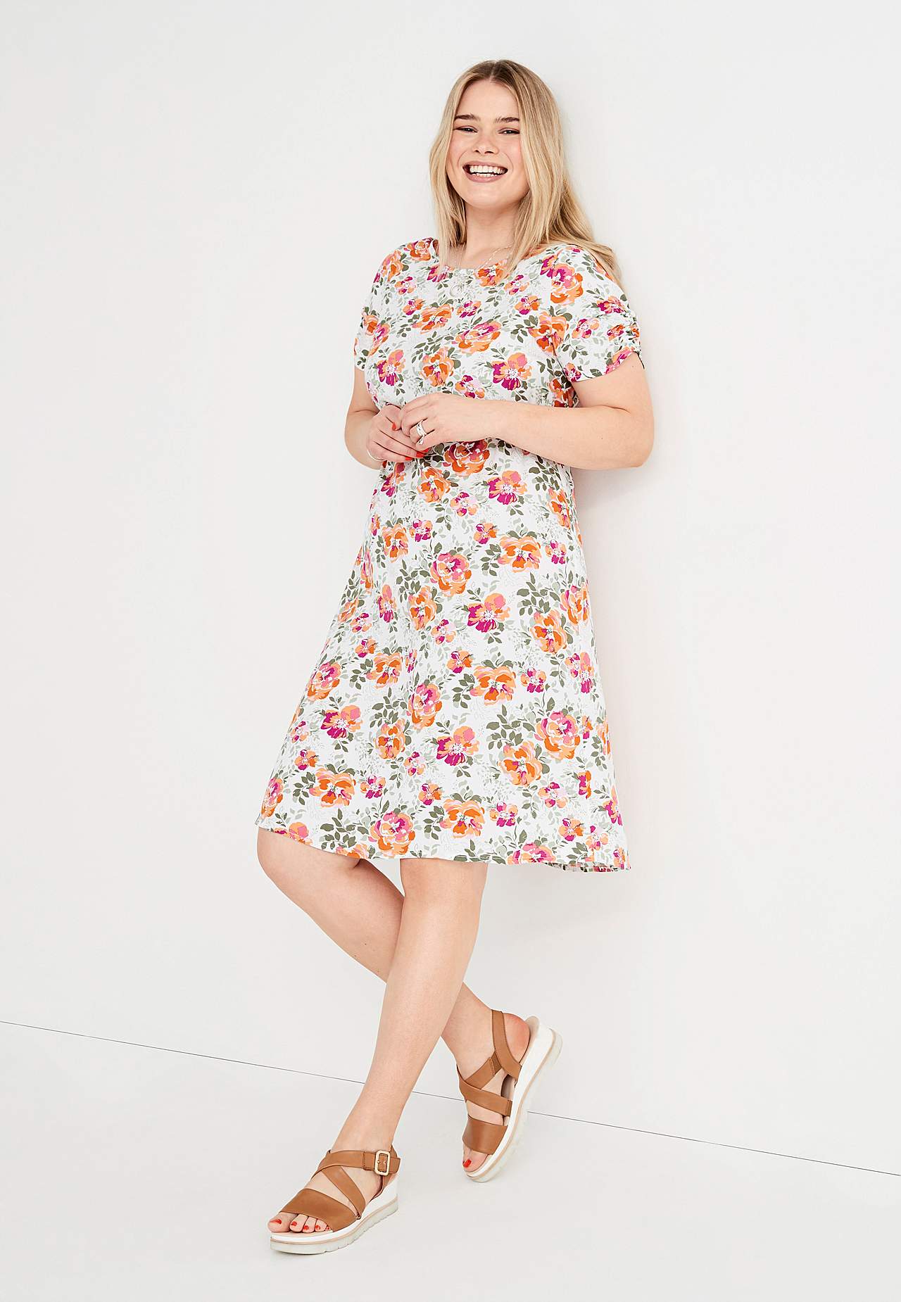 Kuviollinen mekko