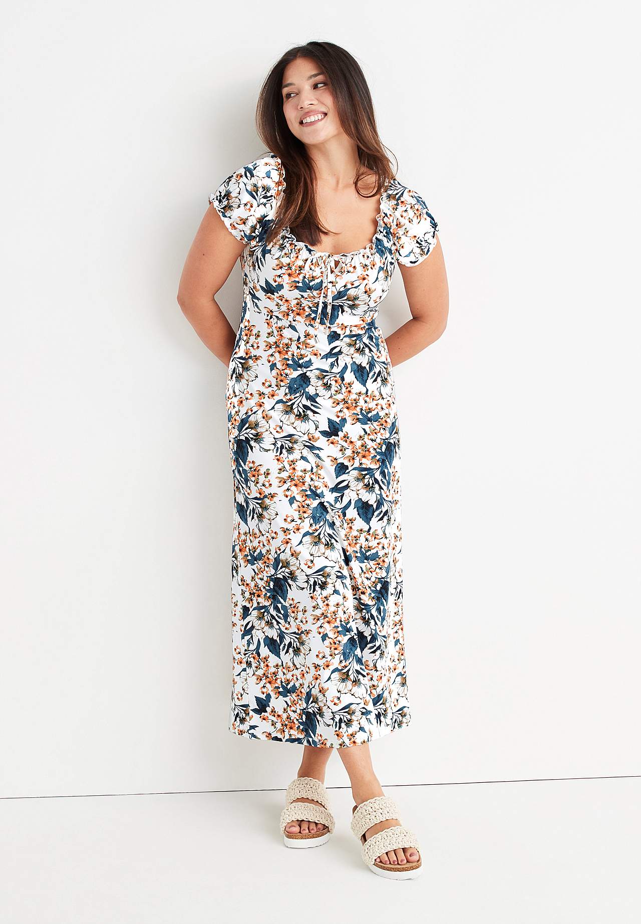 Pitkä, kuvioitu off shoulder -mekko