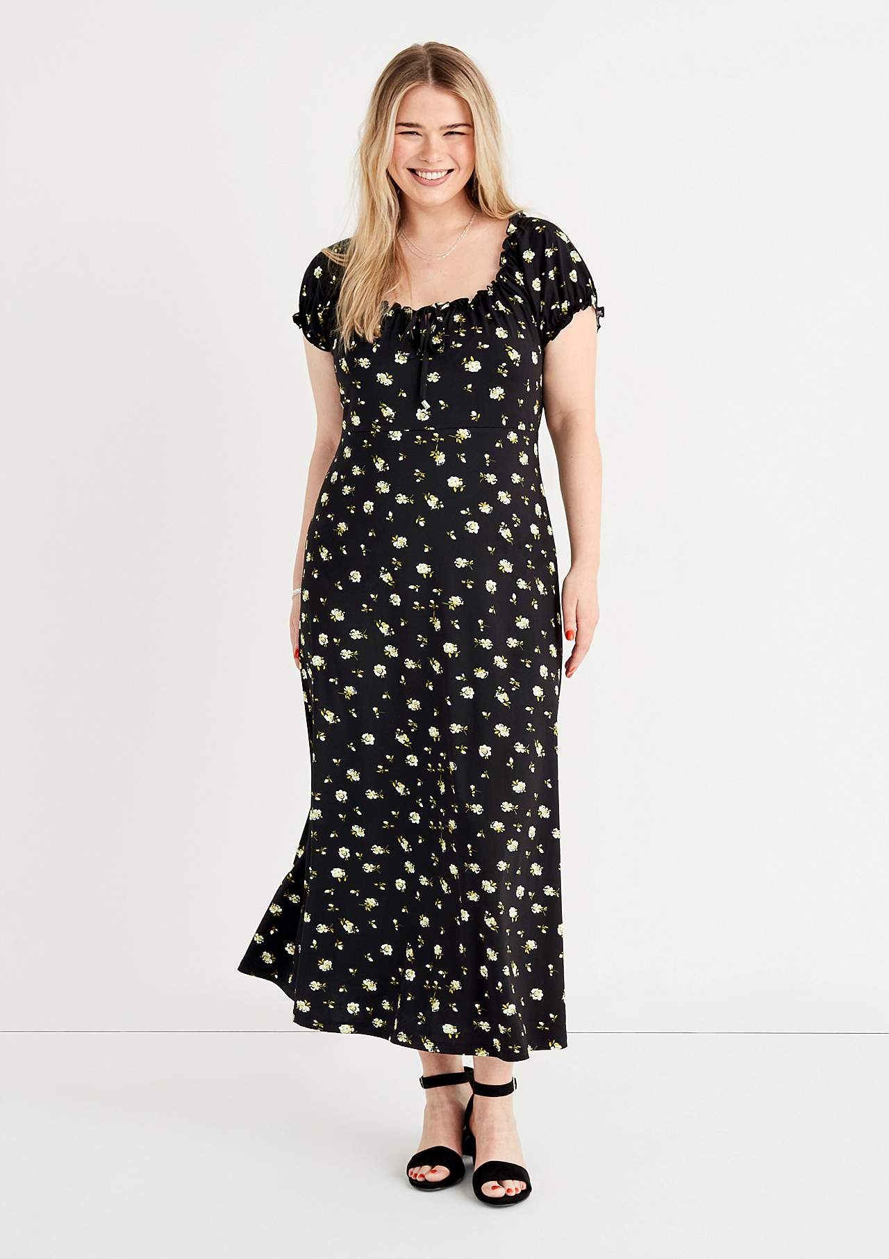Pitkä, kuvioitu off shoulder -mekko
