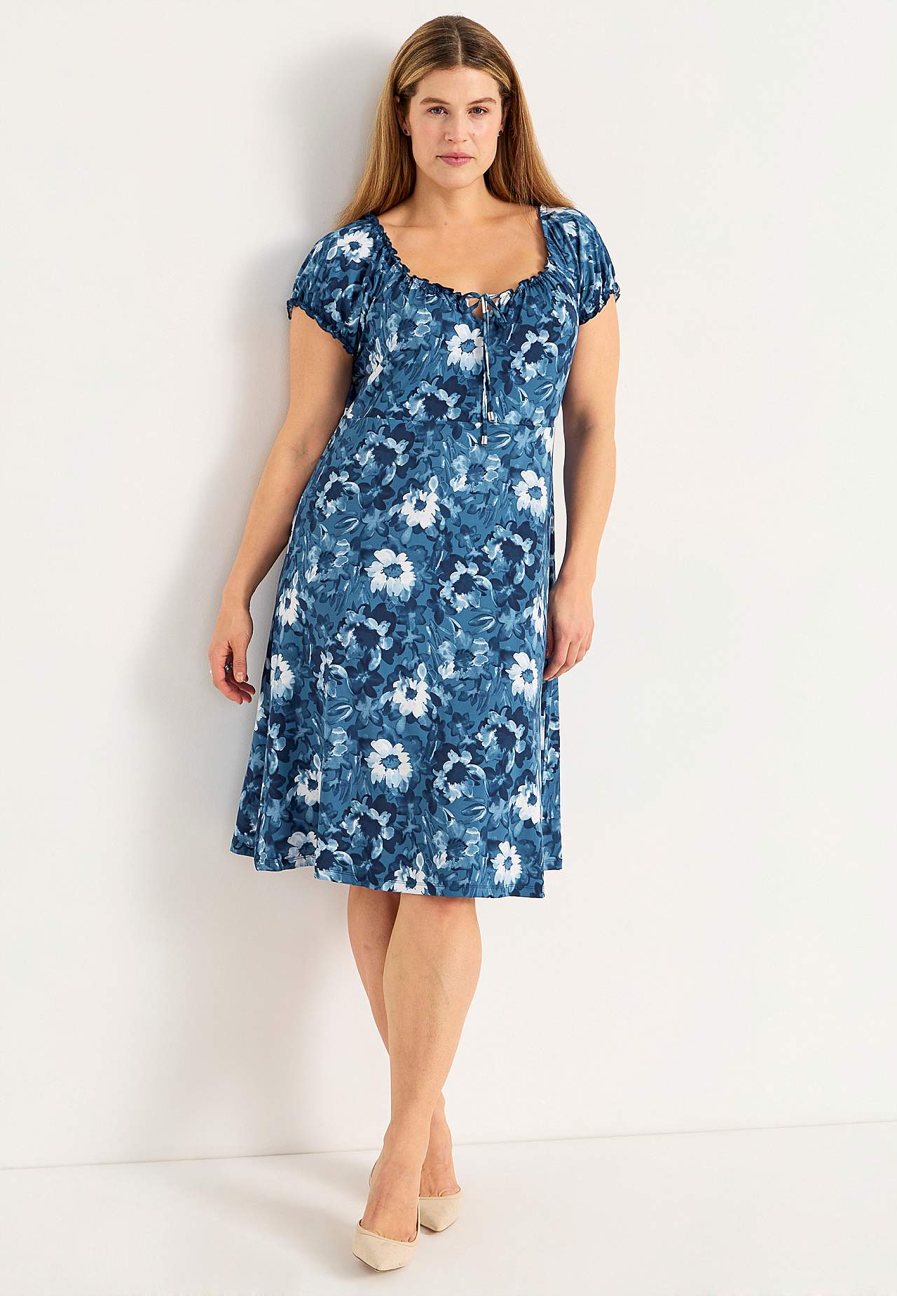Kuviollinen off shoulder -mekko