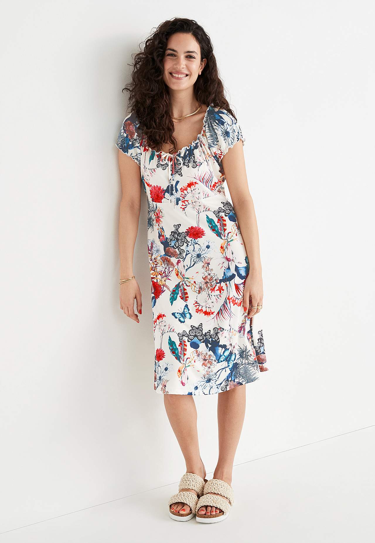 Kuviollinen off shoulder -mekko