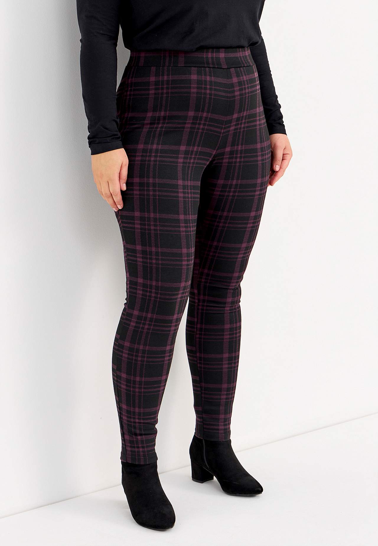 Ruudulliset leggingsit