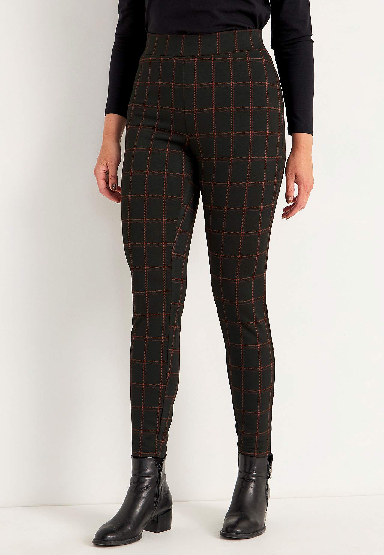 Ruudulliset leggingsit