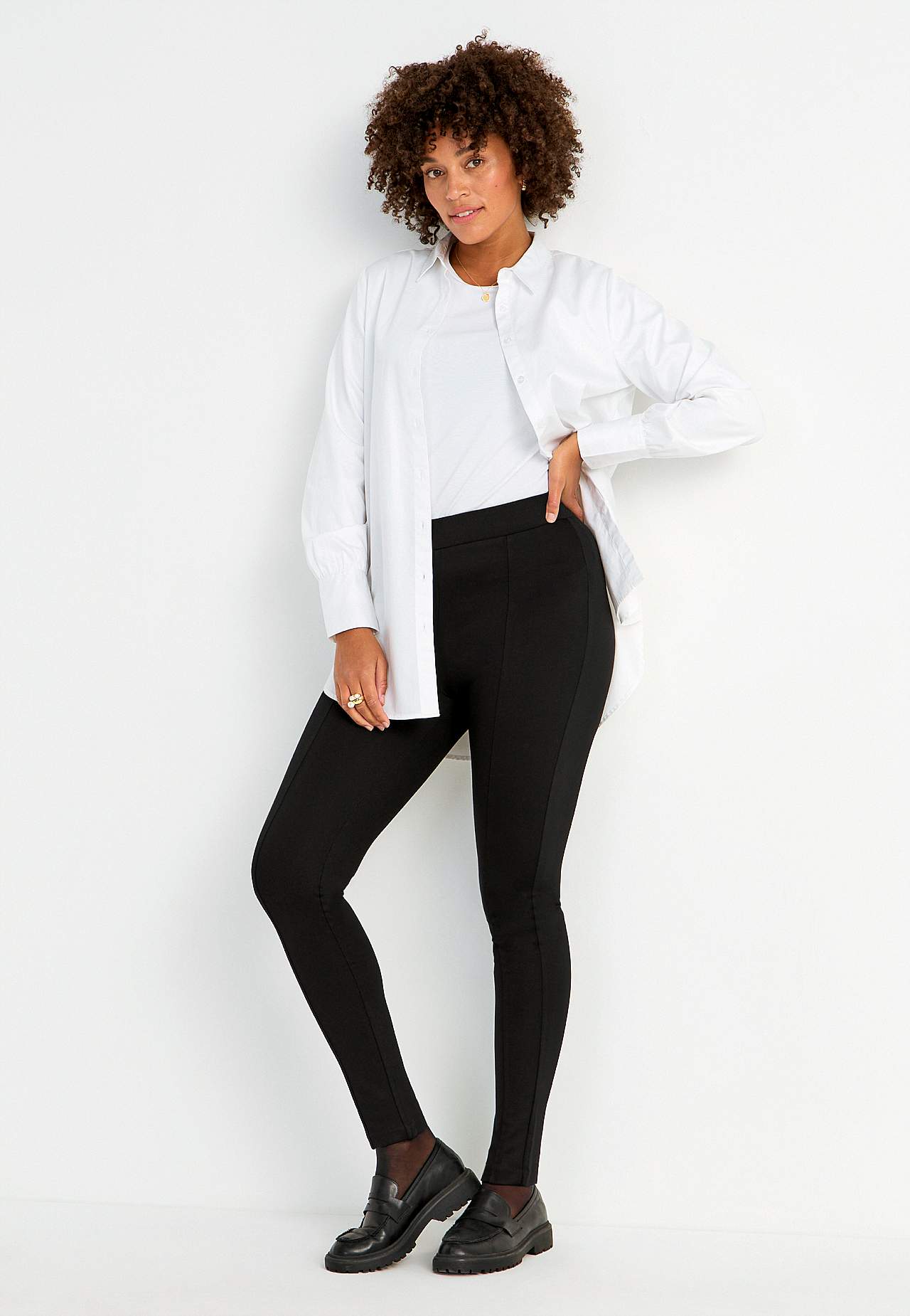 Kuviolliset leggingsit