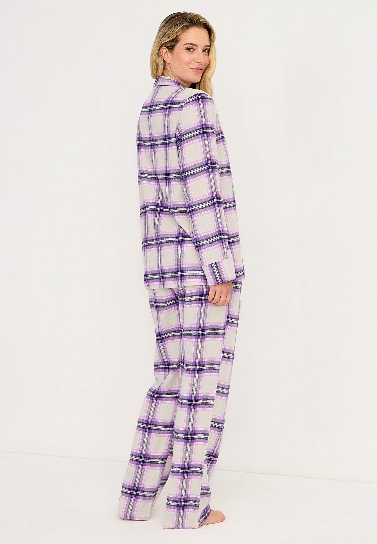 Ruudullinen pyjama flanellista Felicia