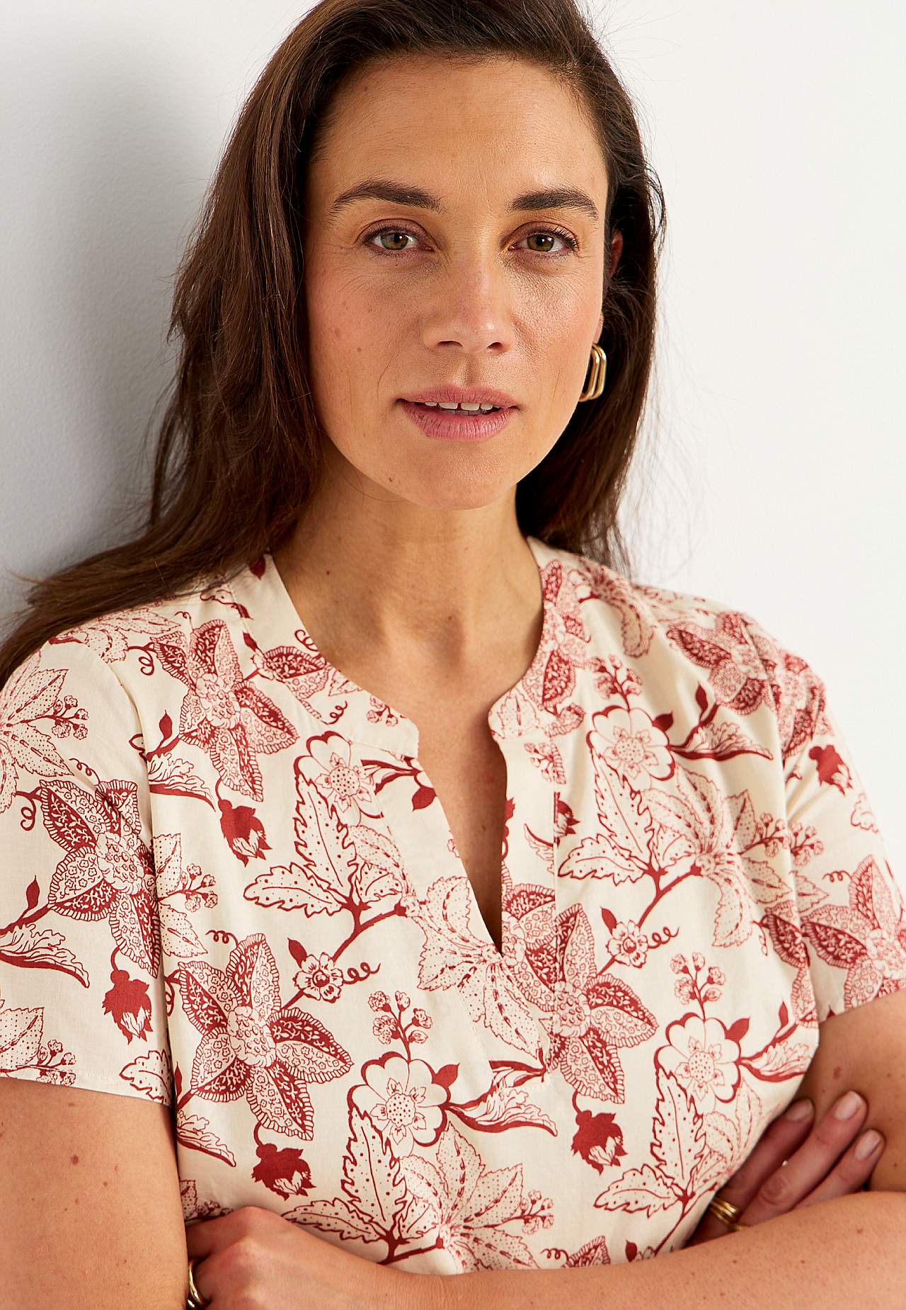 Puuvillamekko röyhelöllä