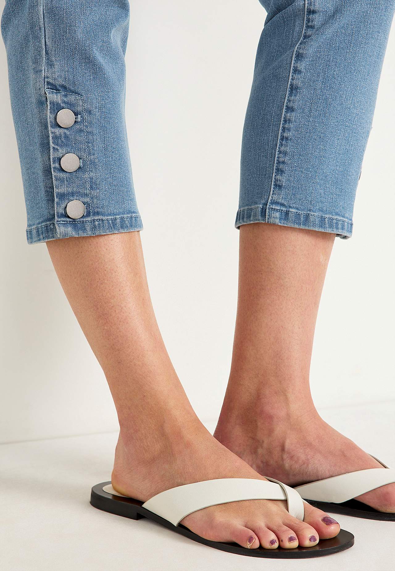 Caprifarkut viisitaskuisella mallilla