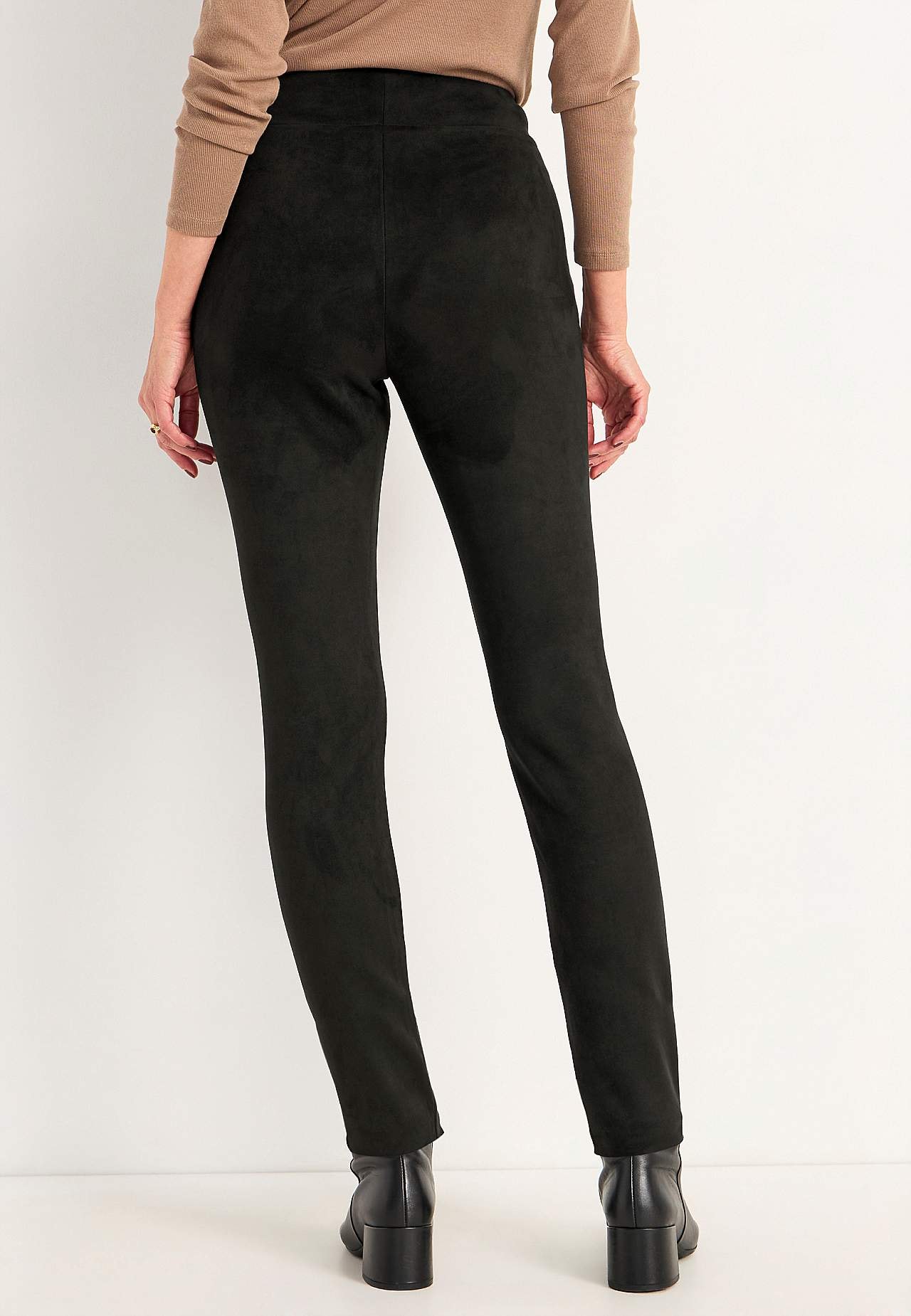 Leggingsit mokka-lookilla