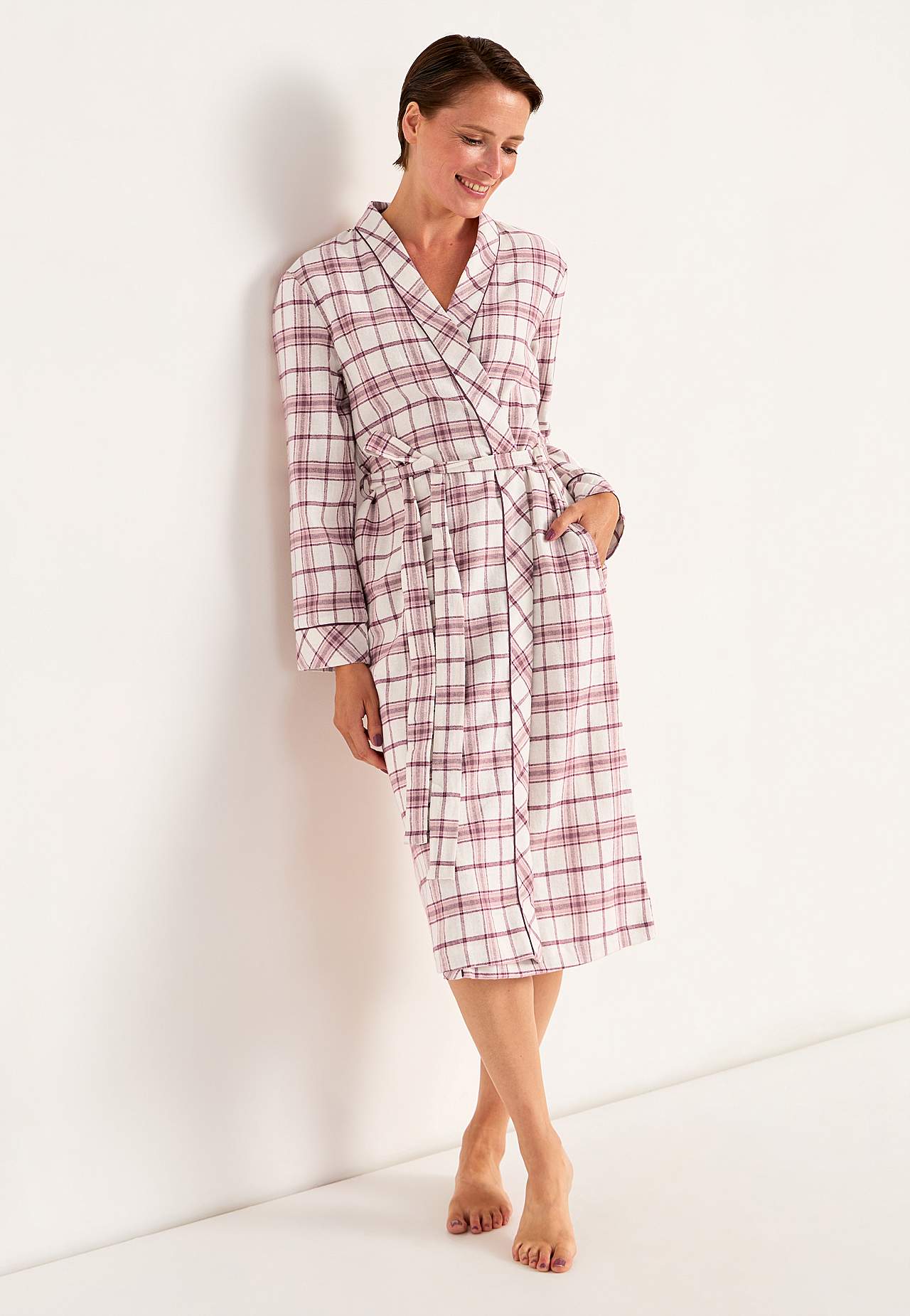 Ruudullinen aamutakki flanellista