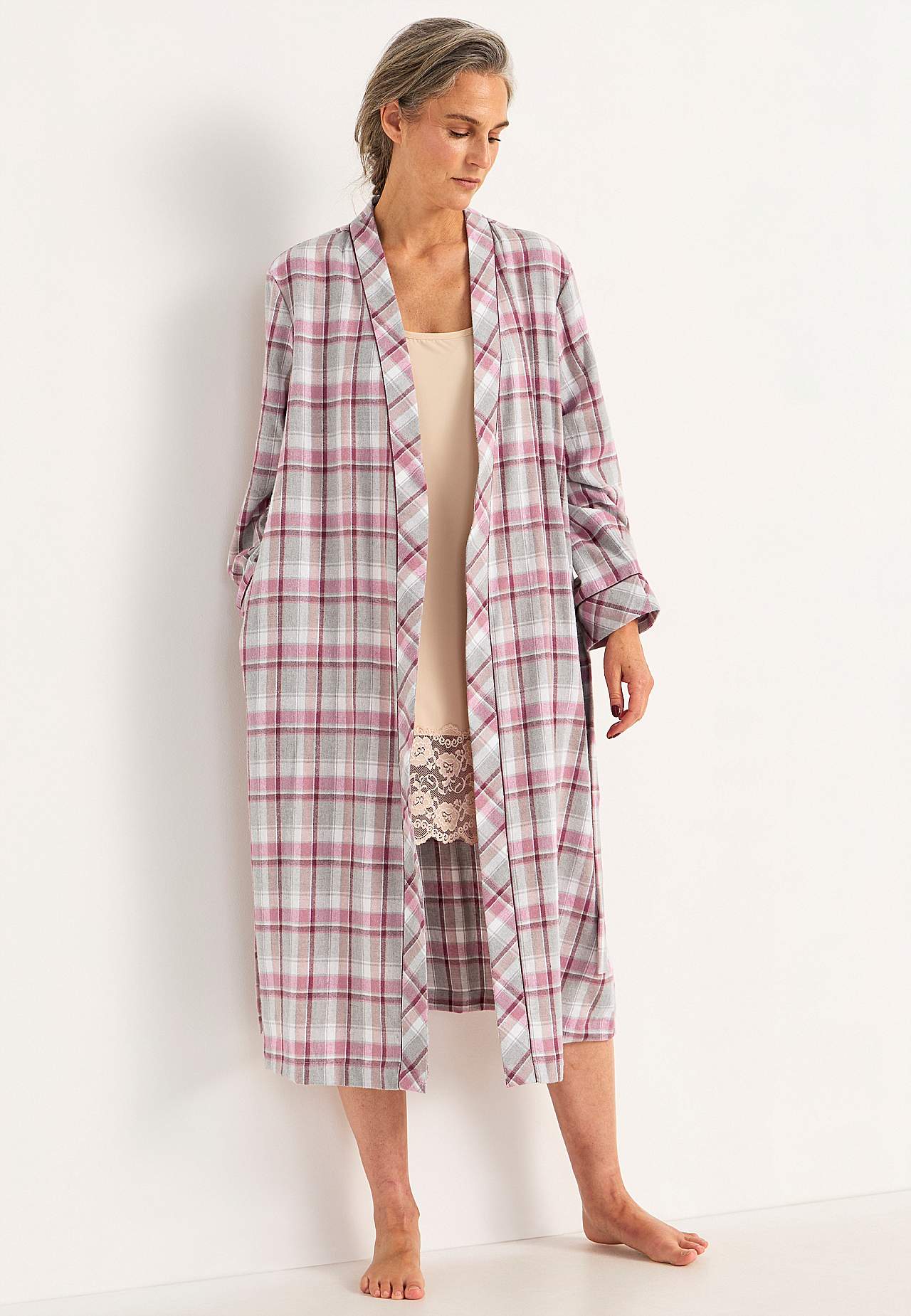 Ruudullinen aamutakki flanellista