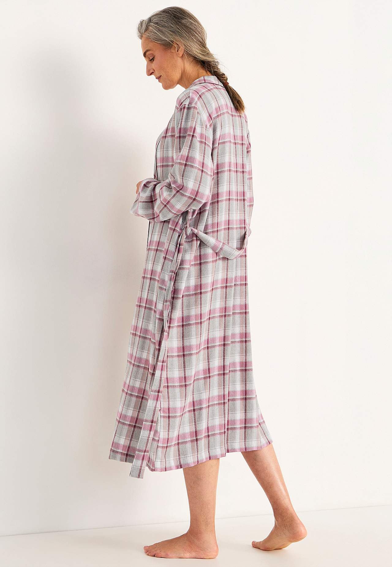 Ruudullinen aamutakki flanellista